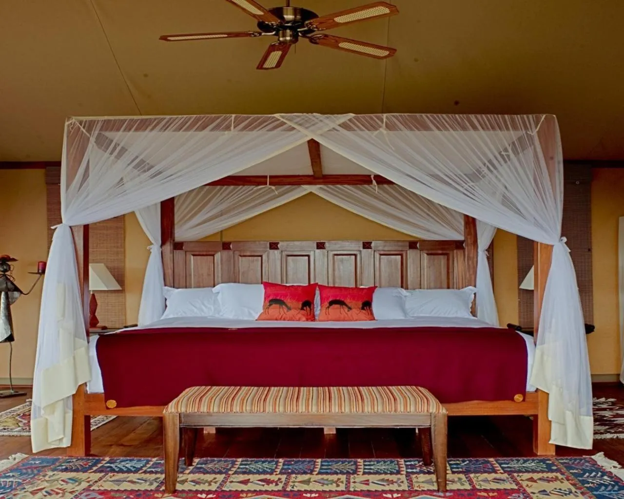 Bed in Olare Mara Kempinski