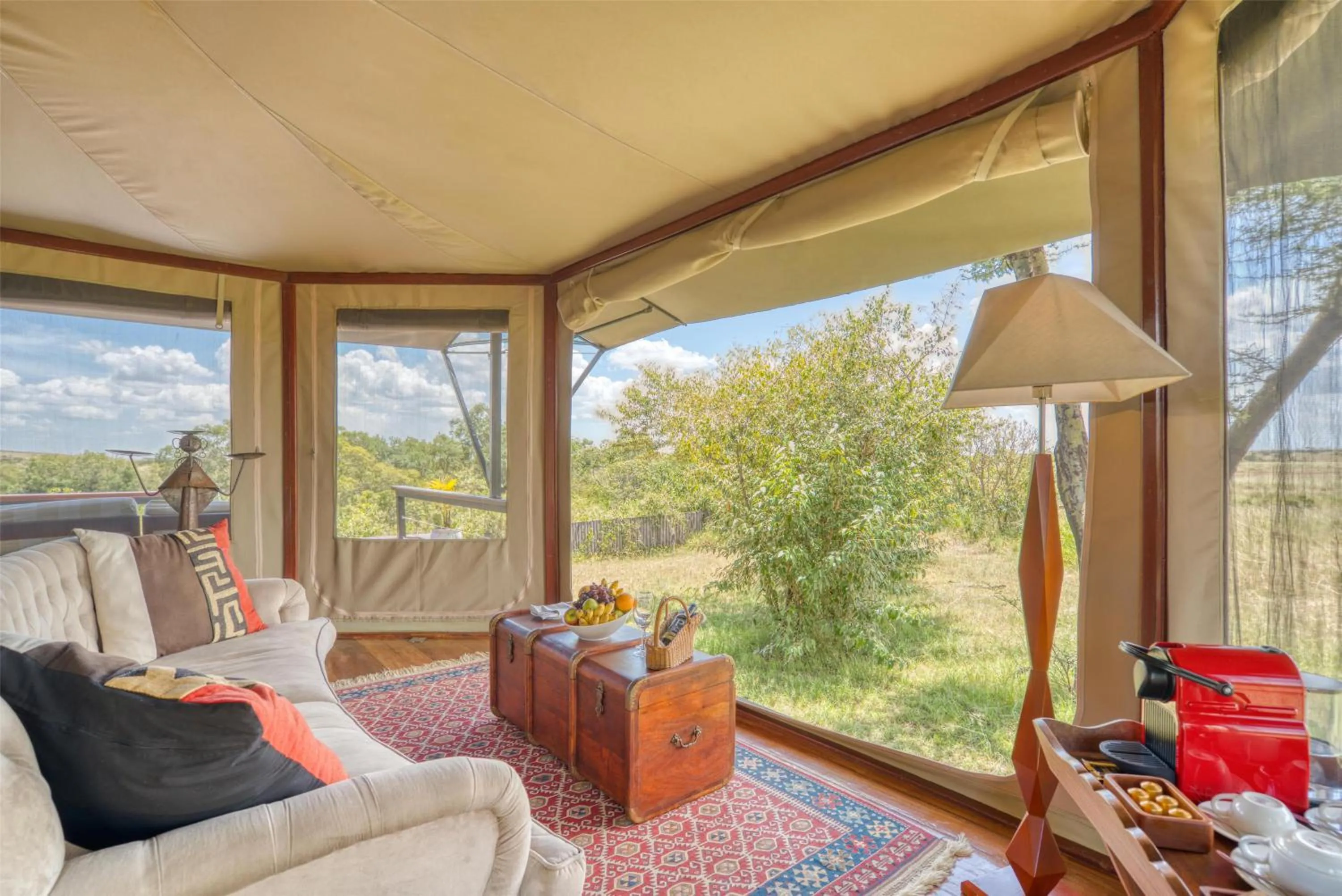 Photo of the whole room in Olare Mara Kempinski