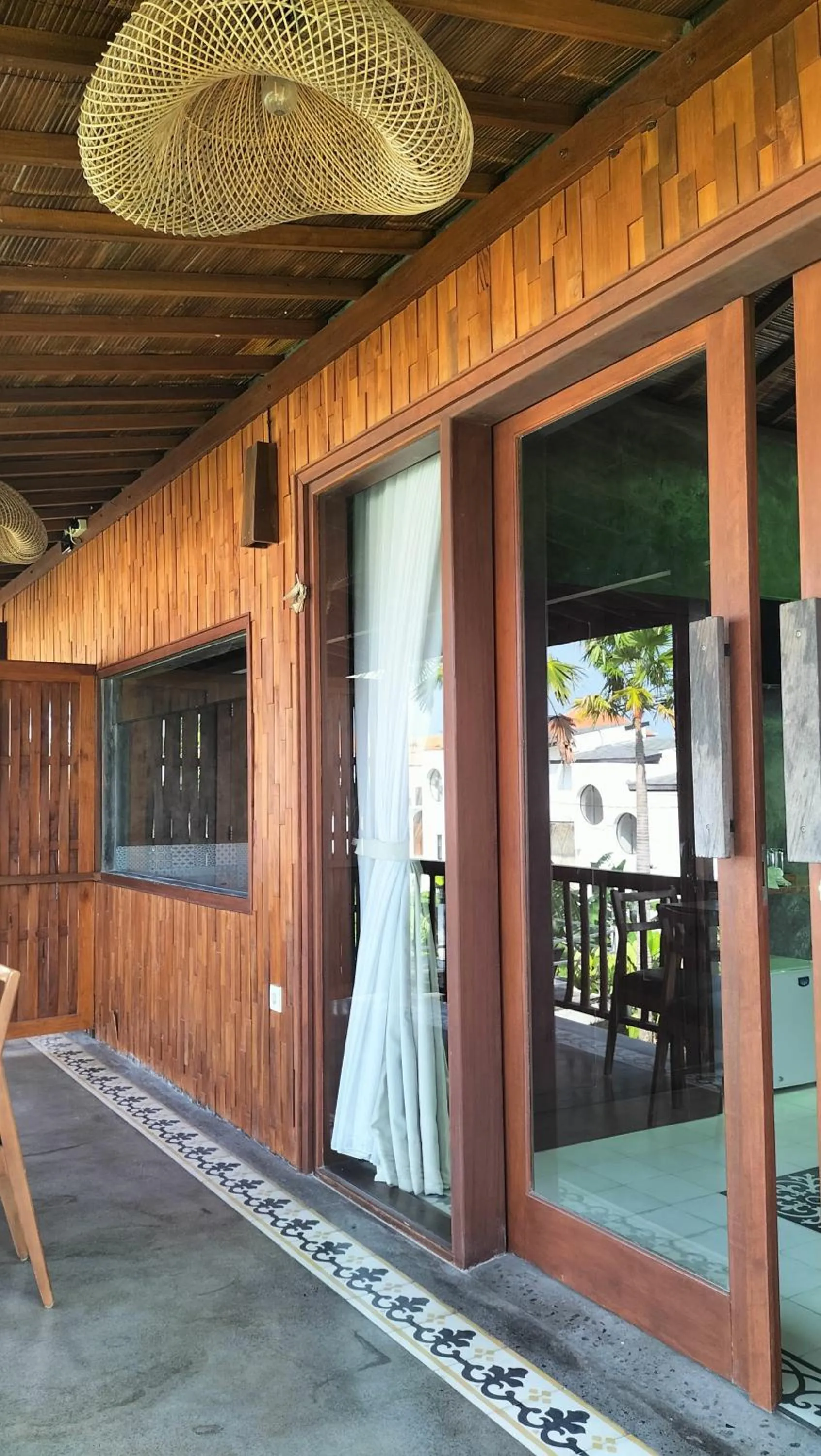 Patio in La Pan Nam Exotic Villas and Spa