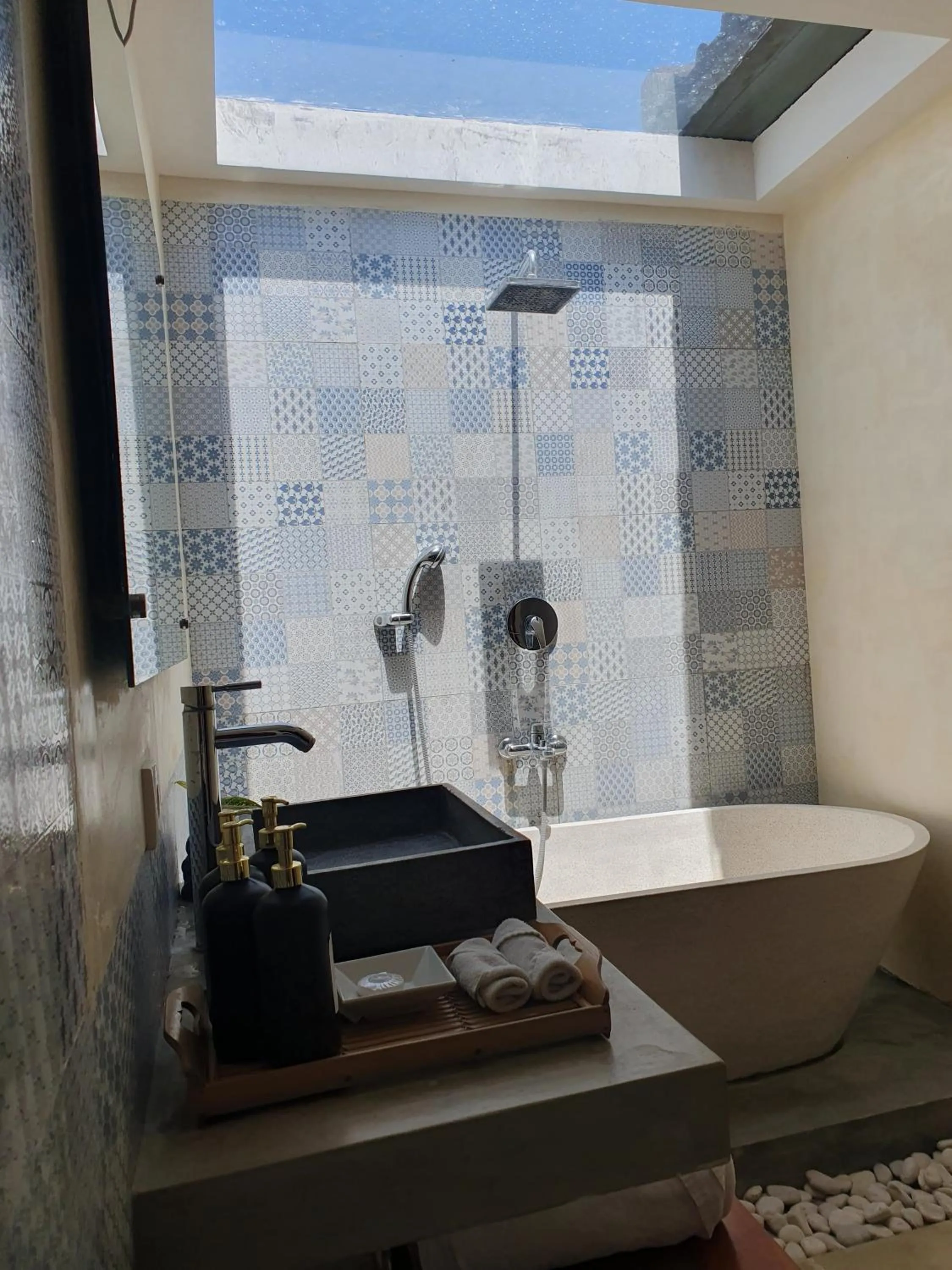 Shower in La Pan Nam Exotic Villas and Spa