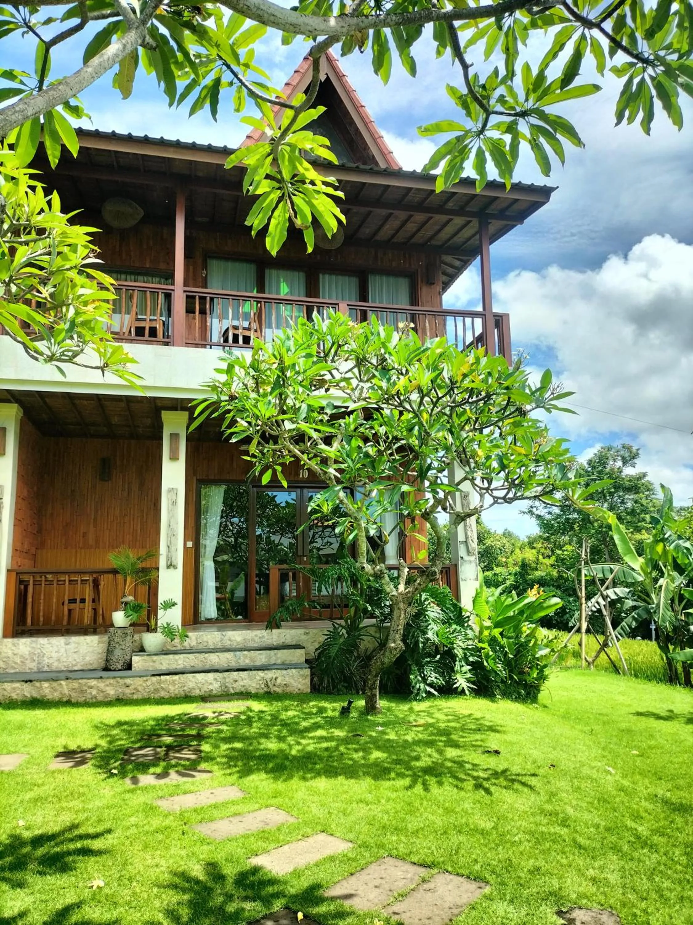 Garden in La Pan Nam Exotic Villas and Spa