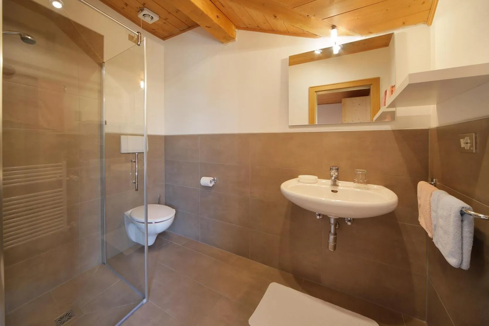 Bathroom in Gasthof Meierei