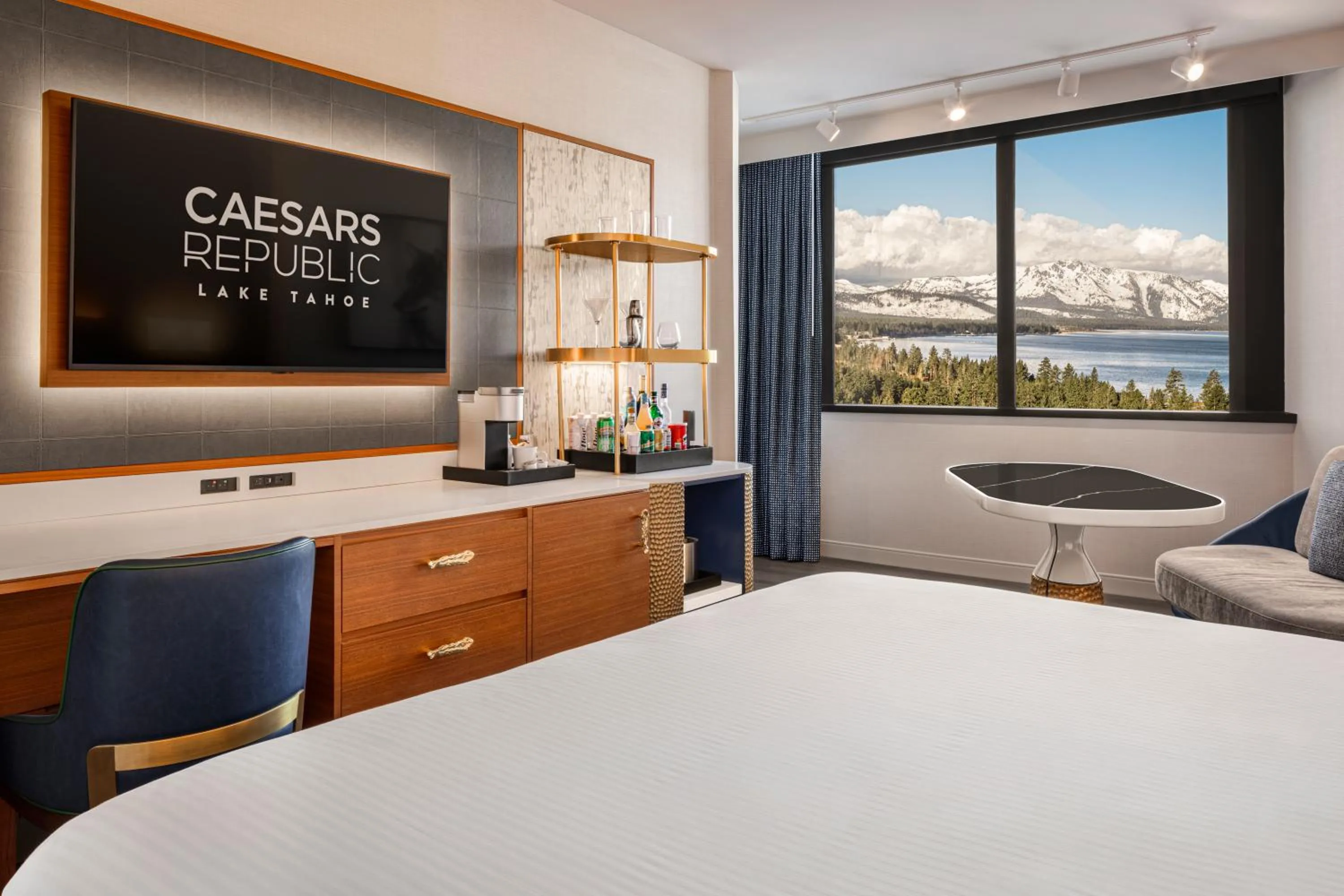 Bedroom, Bed in Caesars Republic Lake Tahoe, A Caesars Destination
