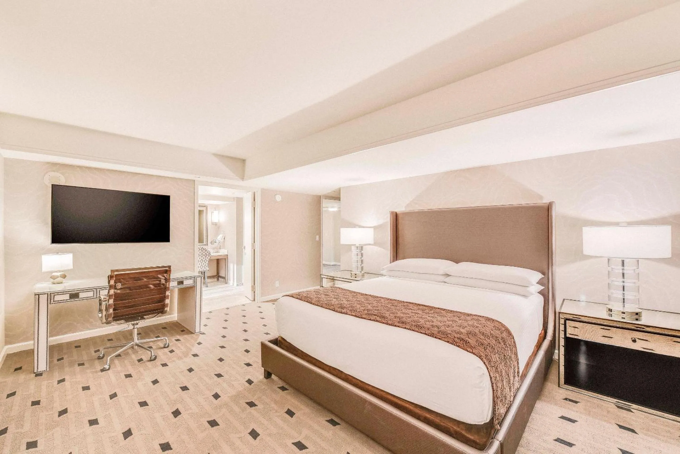 Bed in Caesars Republic Lake Tahoe, A Caesars Destination