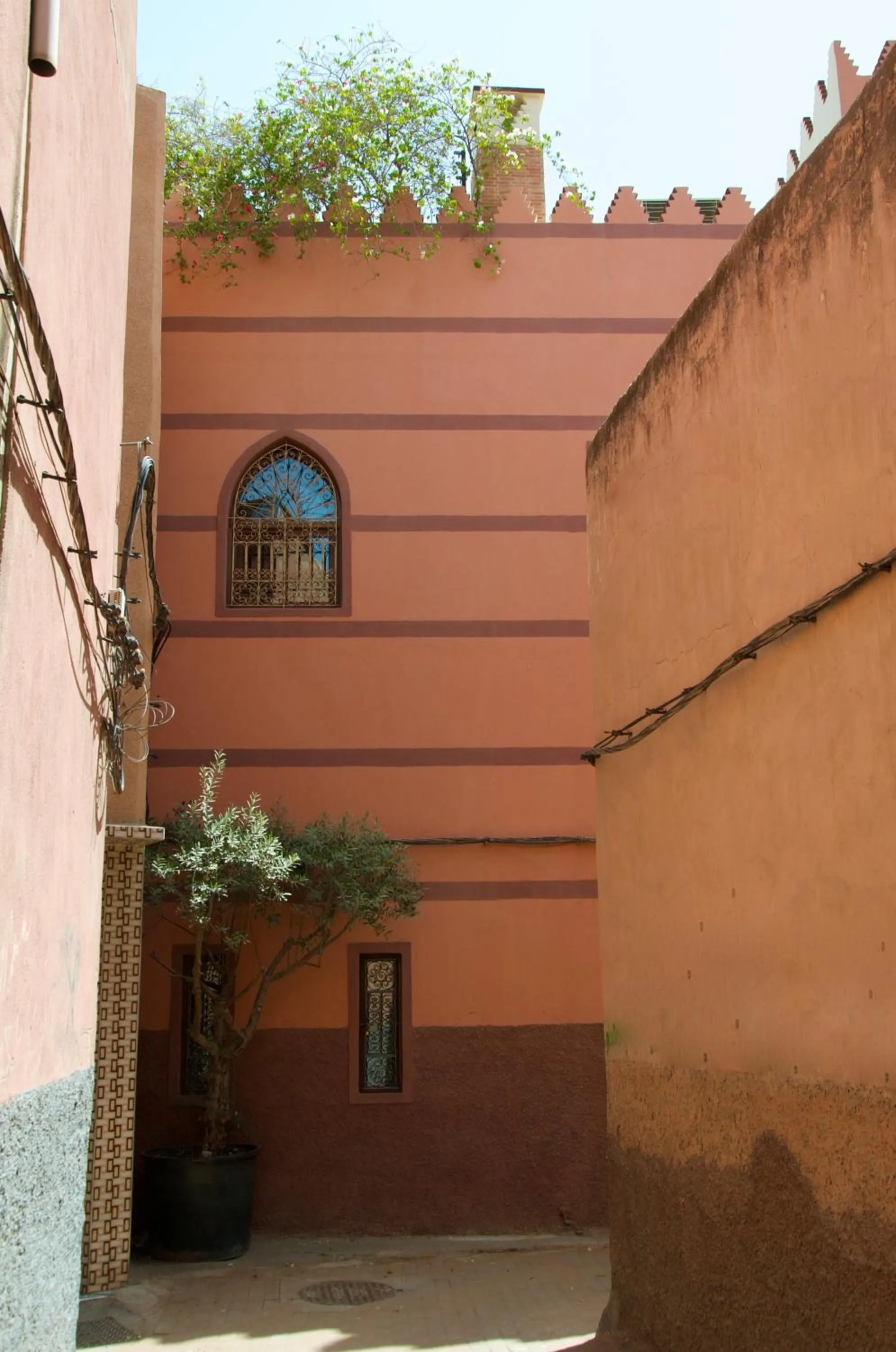 Property building in La Claire Fontaine