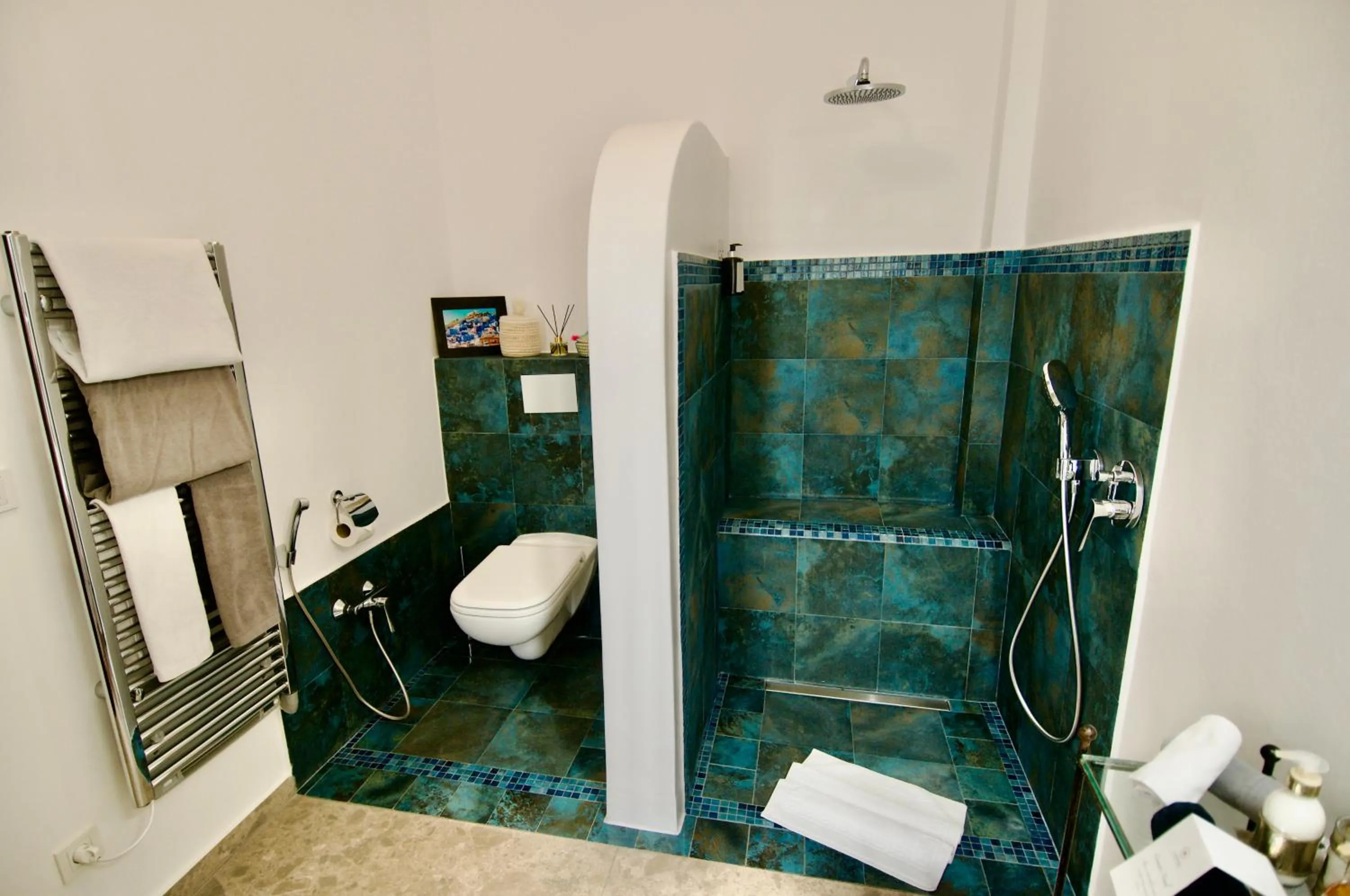 Bathroom in La Claire Fontaine