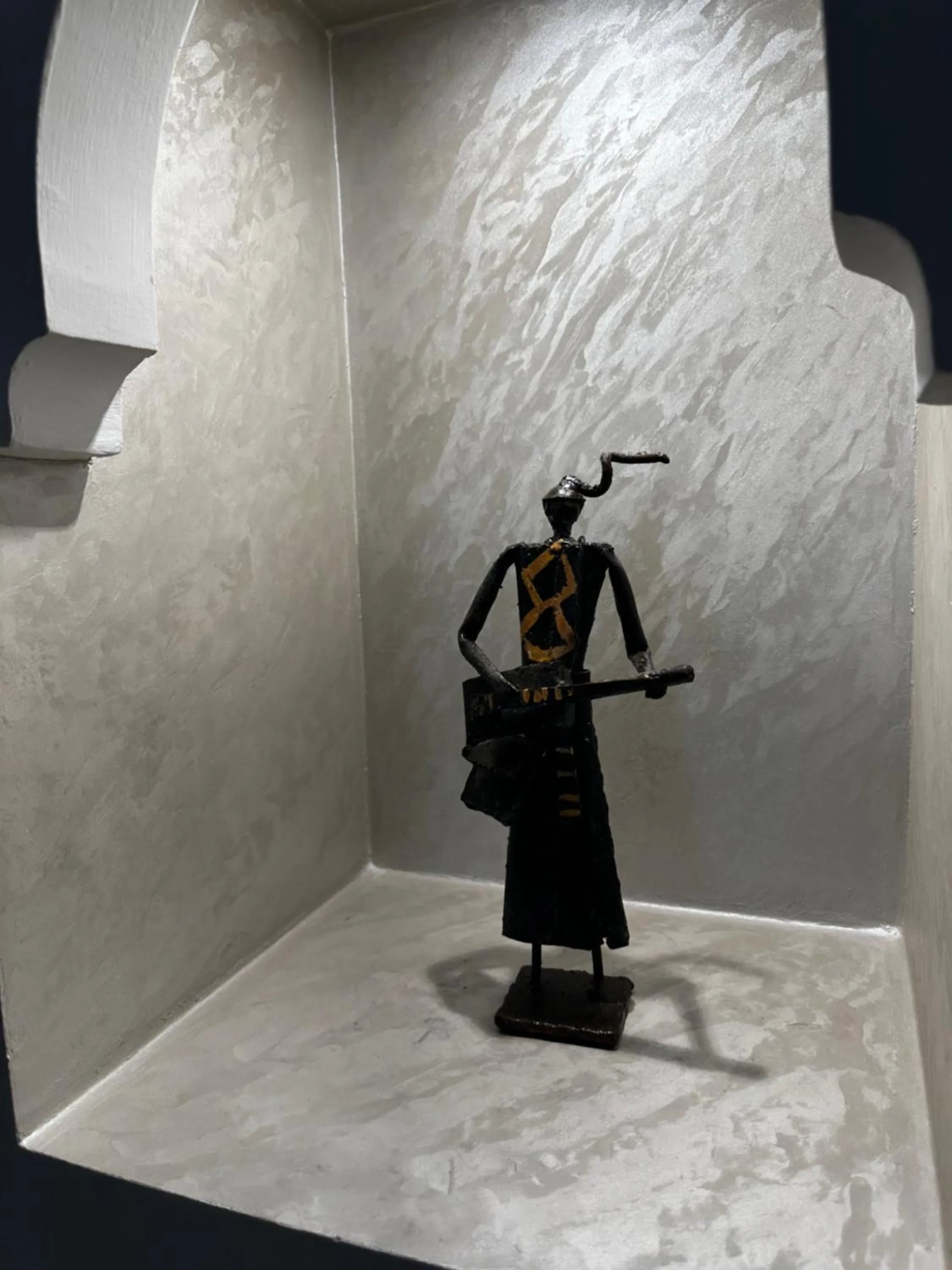 Decorative detail in La Claire Fontaine