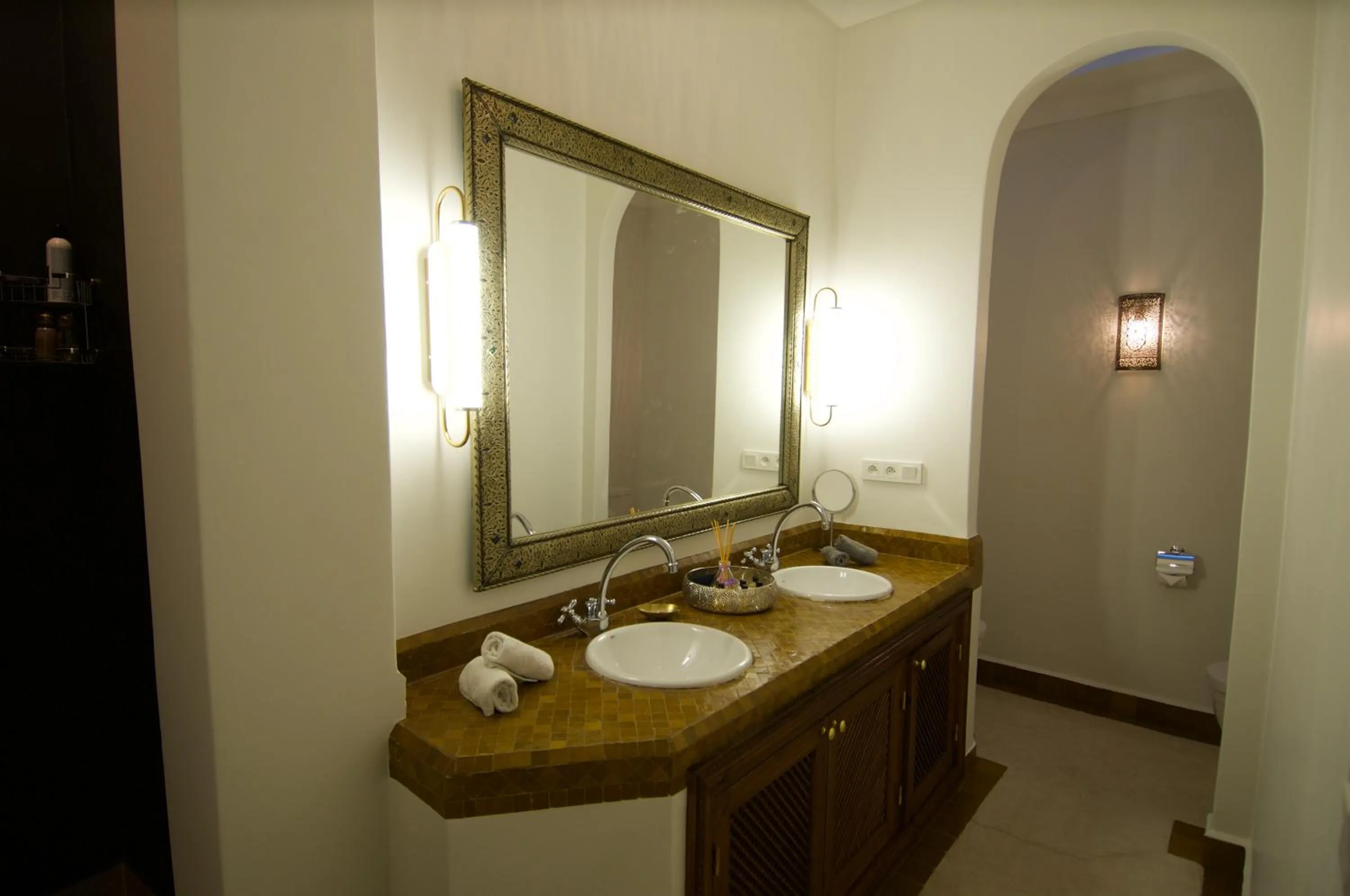 Bathroom in La Claire Fontaine