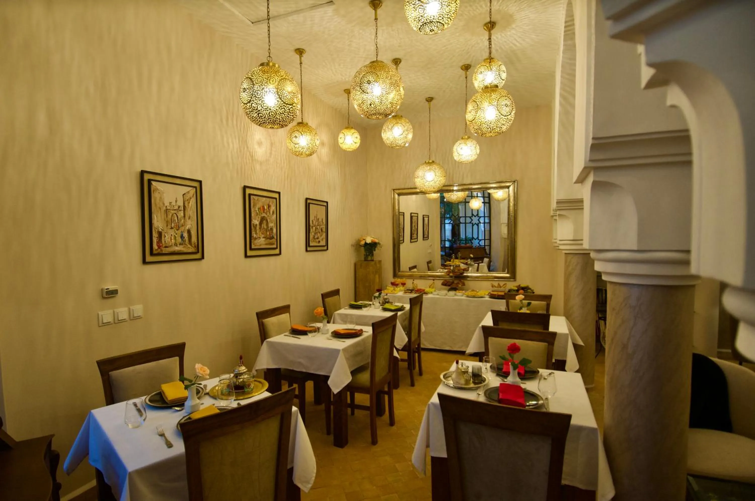 Restaurant/places to eat in La Claire Fontaine