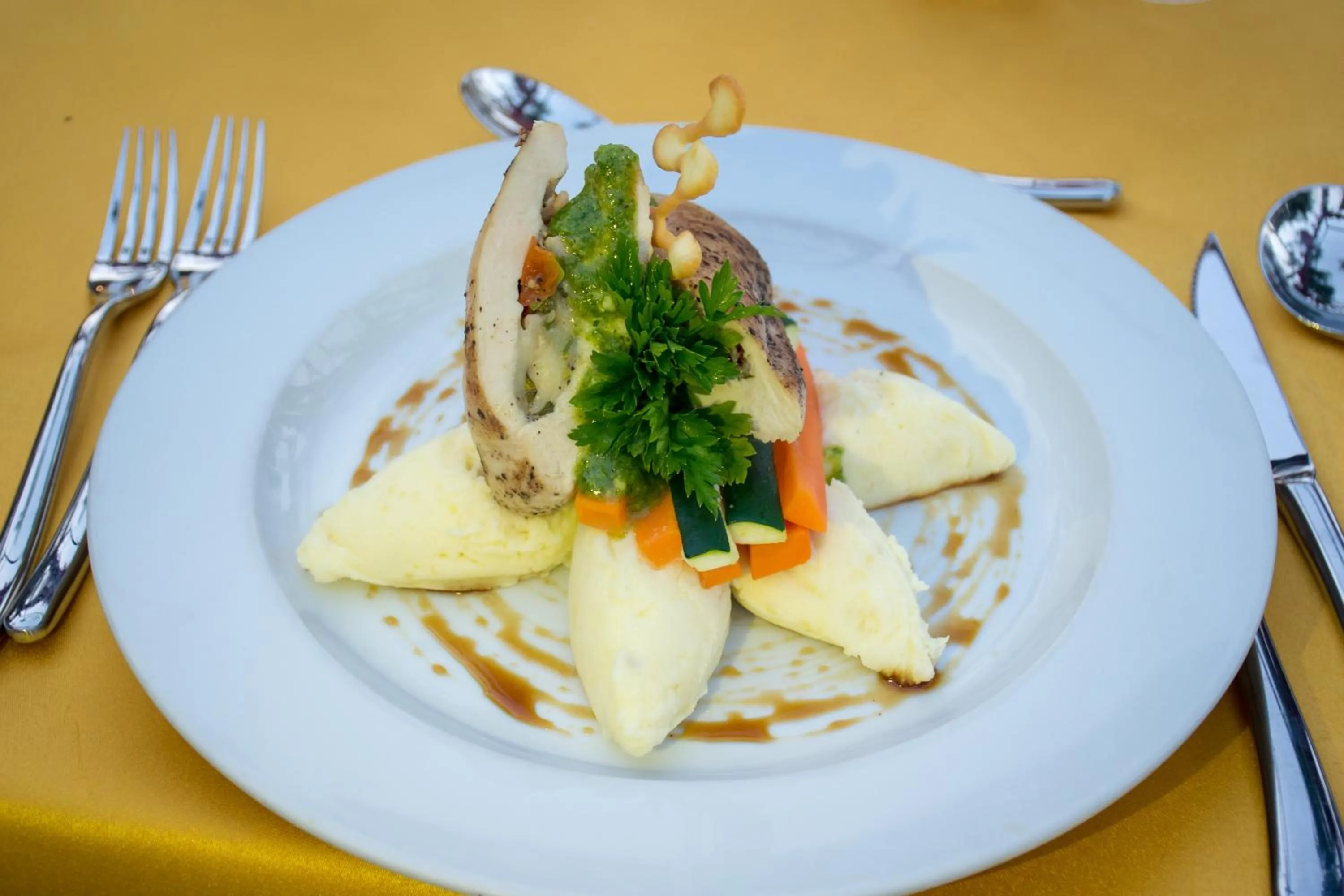 Restaurant/places to eat in Kena Beach Hotel