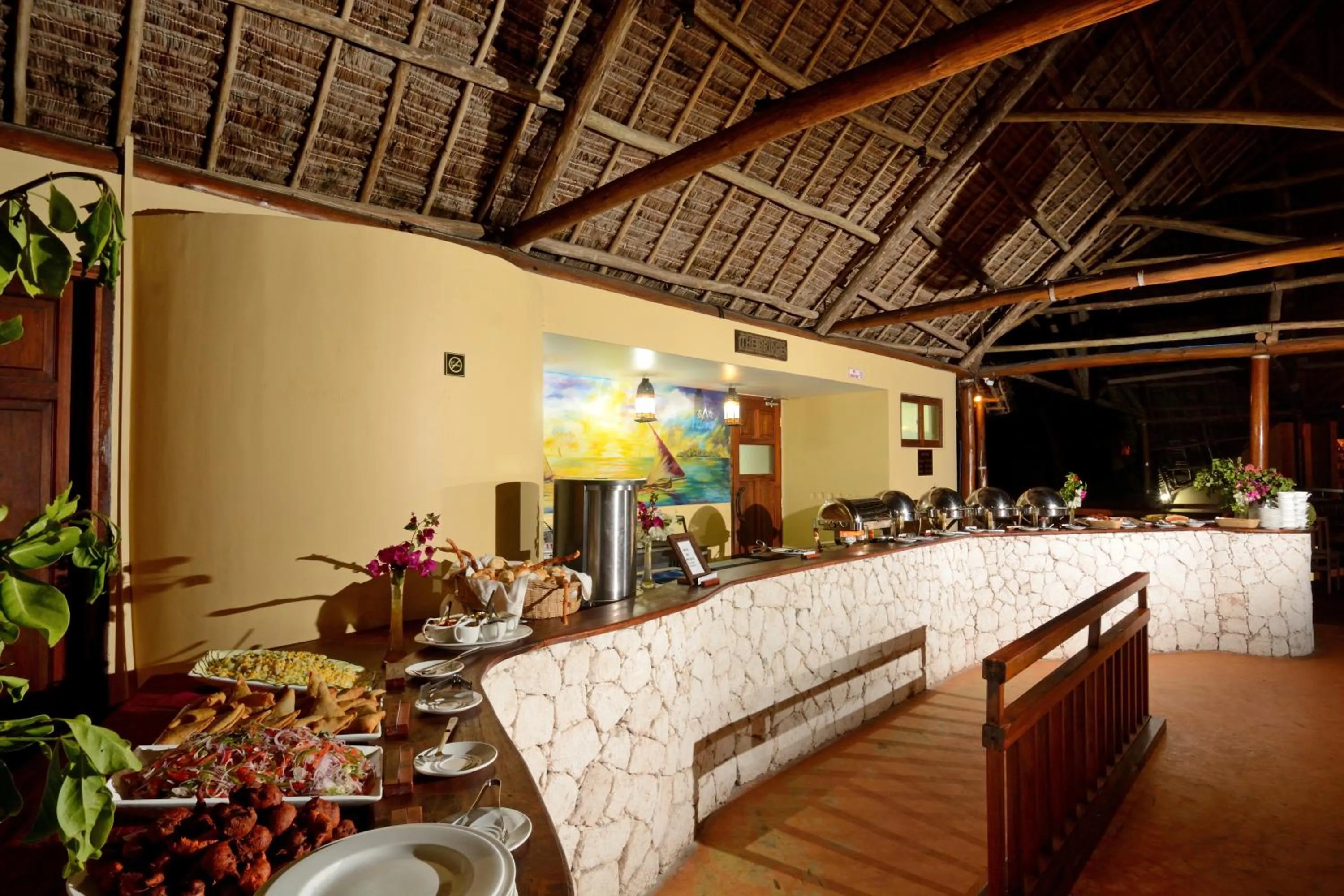 Restaurant/places to eat in Kena Beach Hotel