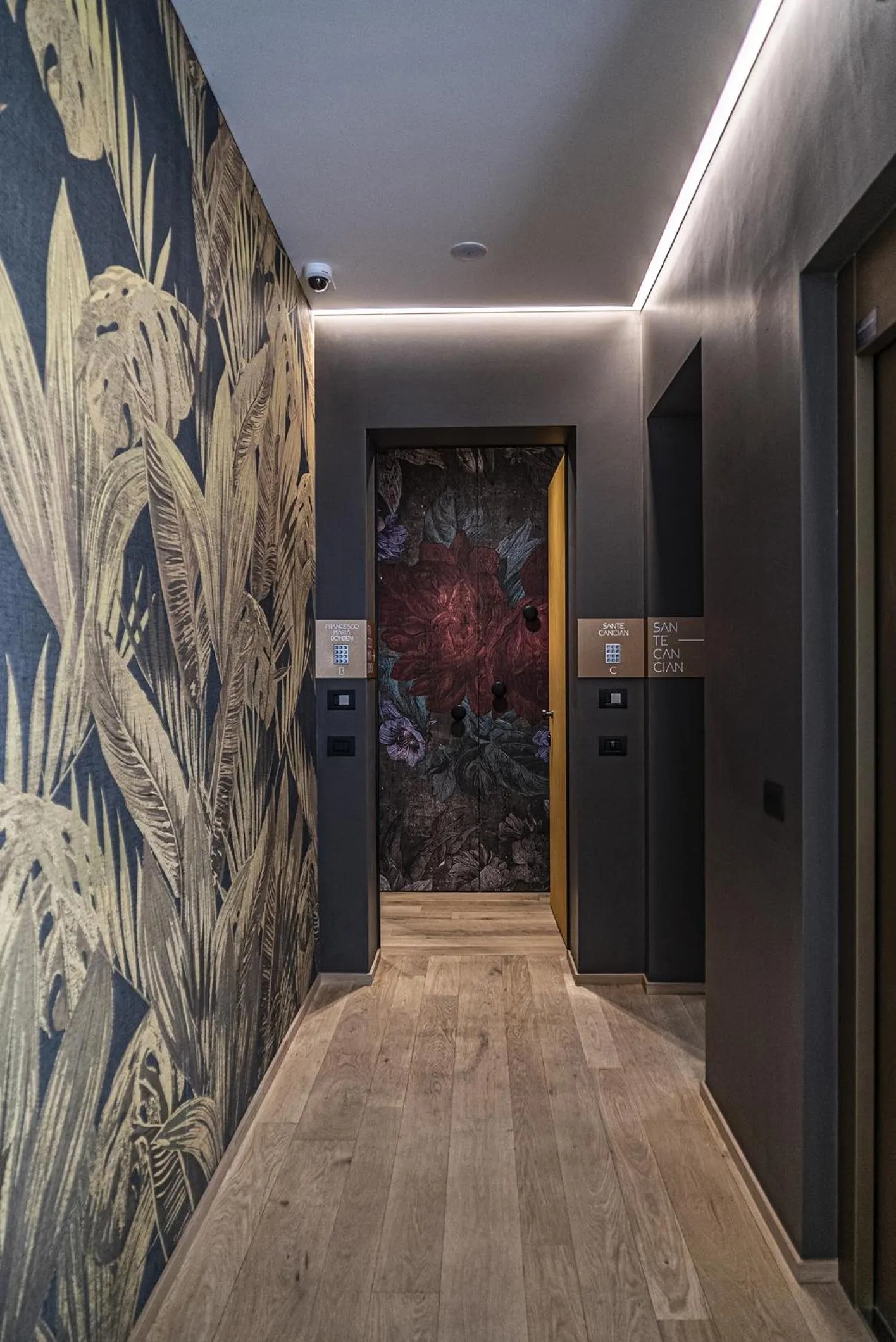 elevator in LEONI DI COLLALTO PALACE