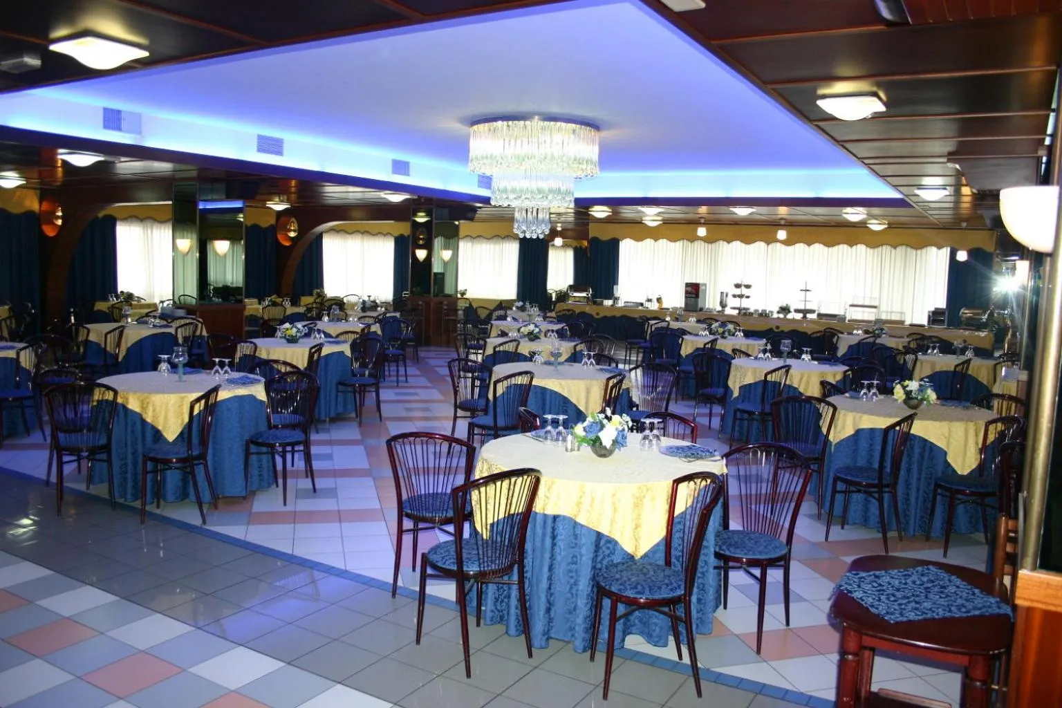 Restaurant/places to eat in Grand Hotel Dei Cesari Dependance