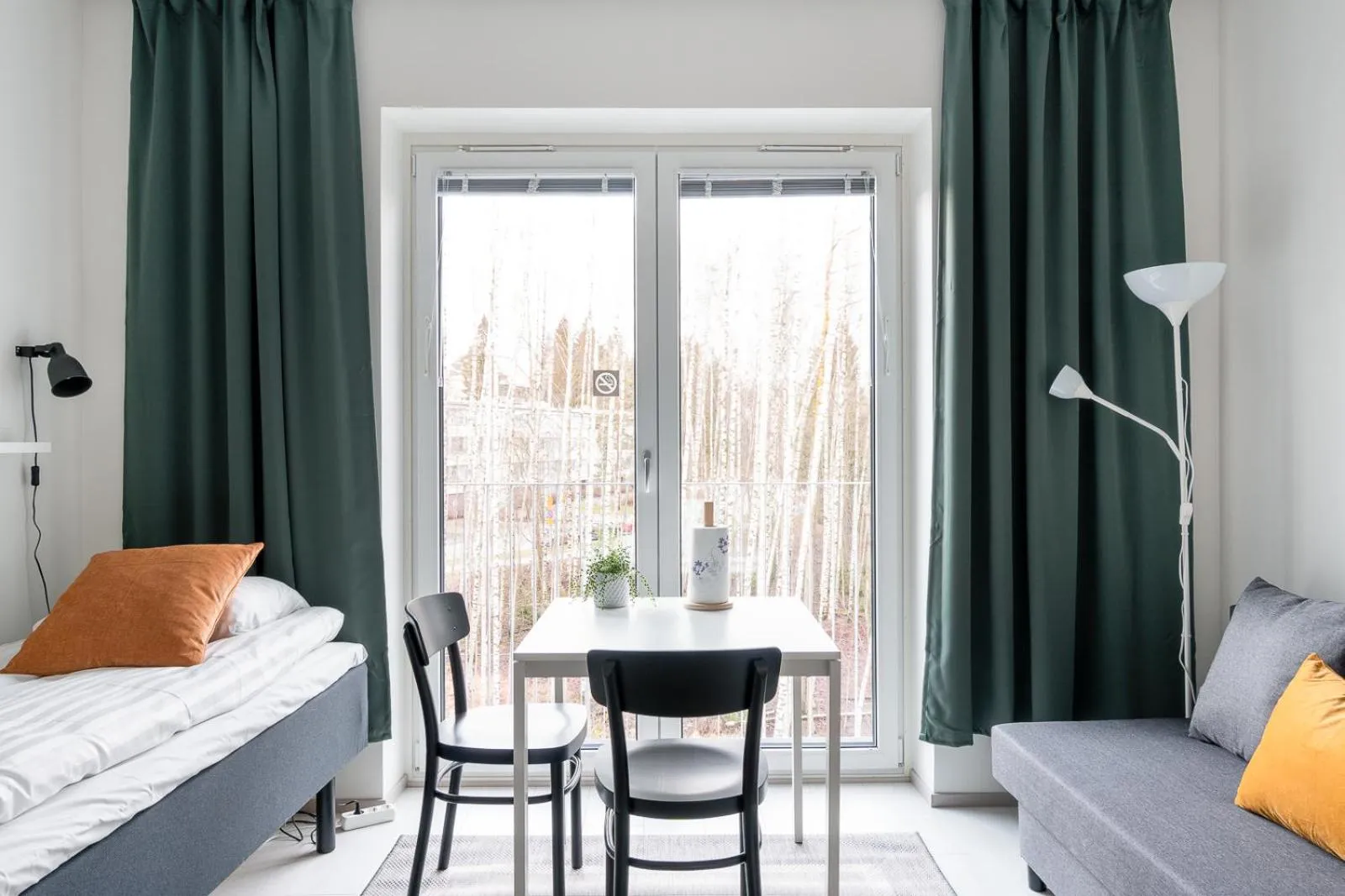 Seating area, Bed in Hiisi Homes Vantaa Kaivoksela