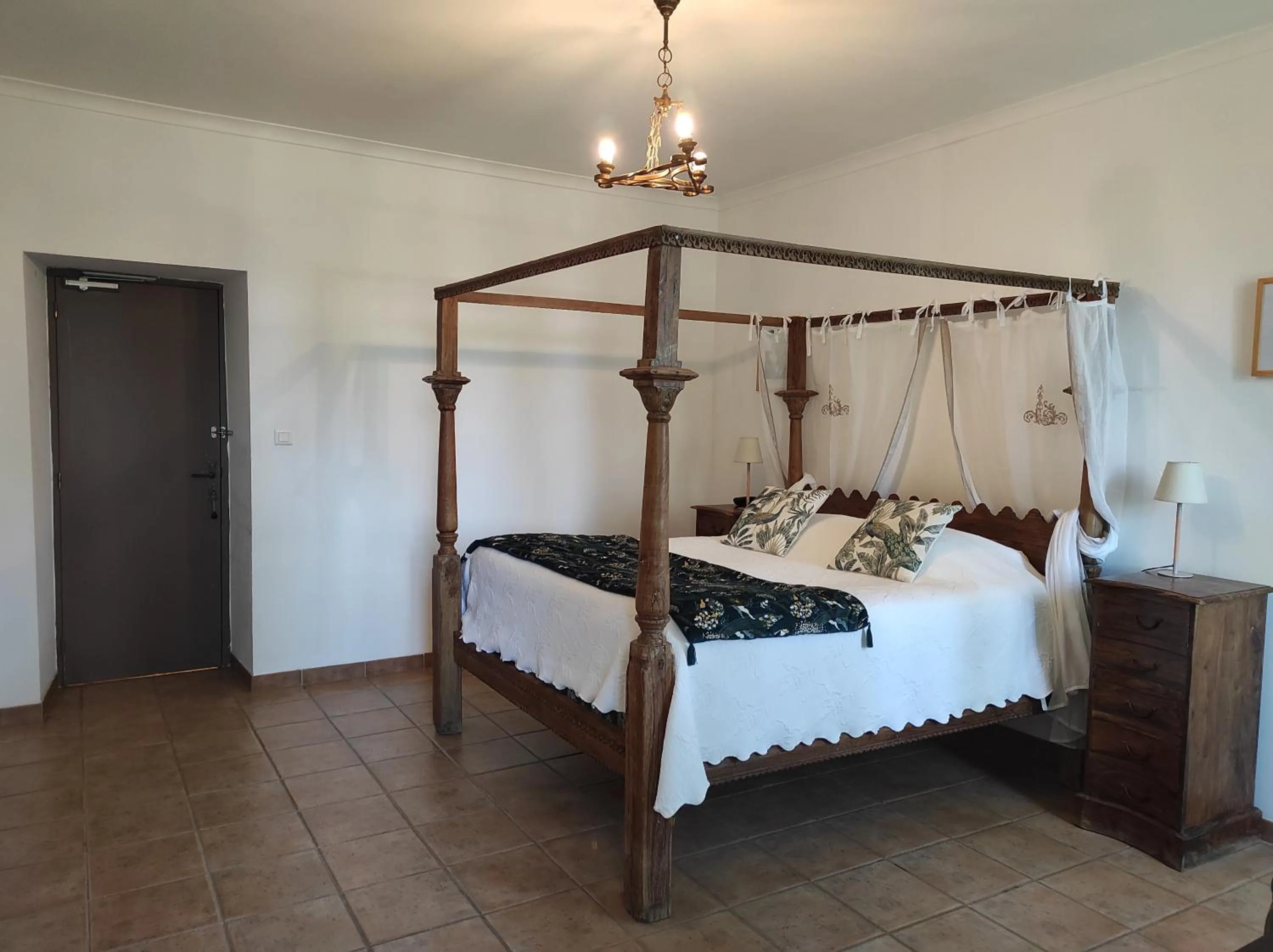 Bed in Logis Hôtel Restaurant Gîte La Bastide du Vébron