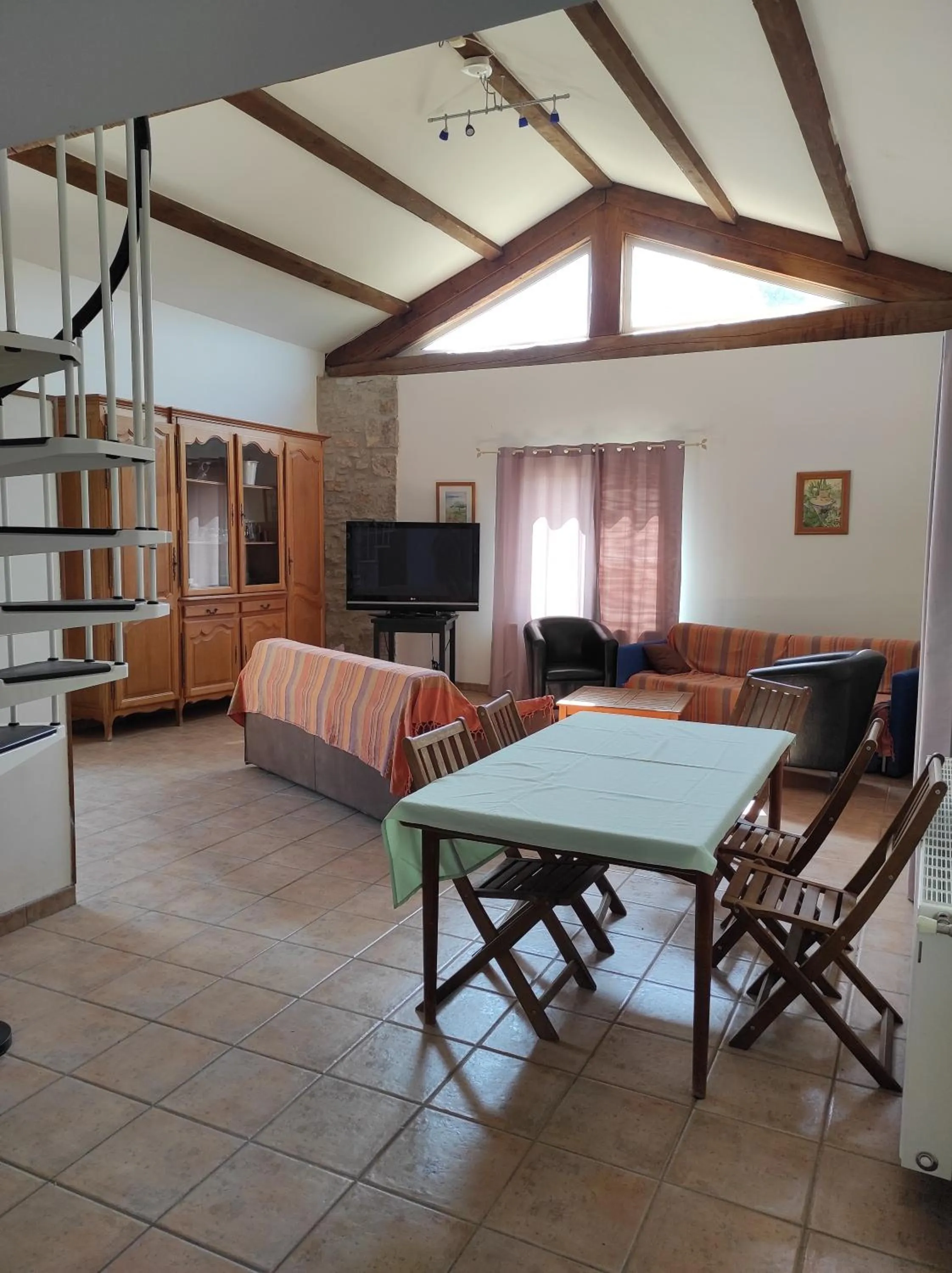 Living room in Logis Hôtel Restaurant Gîte La Bastide du Vébron