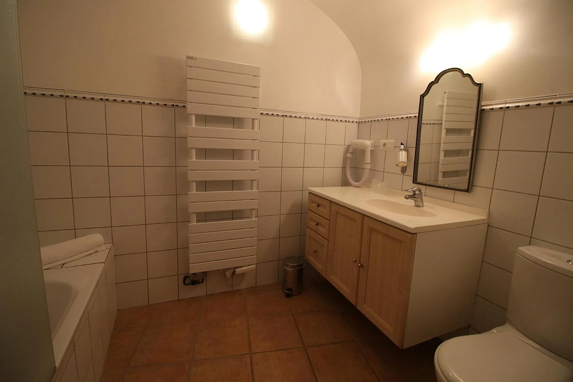 Bathroom in Logis Hôtel Restaurant Gîte La Bastide du Vébron