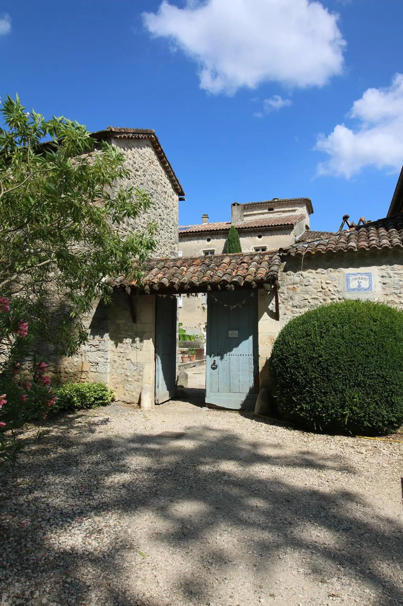 Facade/entrance in Logis Hôtel Restaurant Gîte La Bastide du Vébron