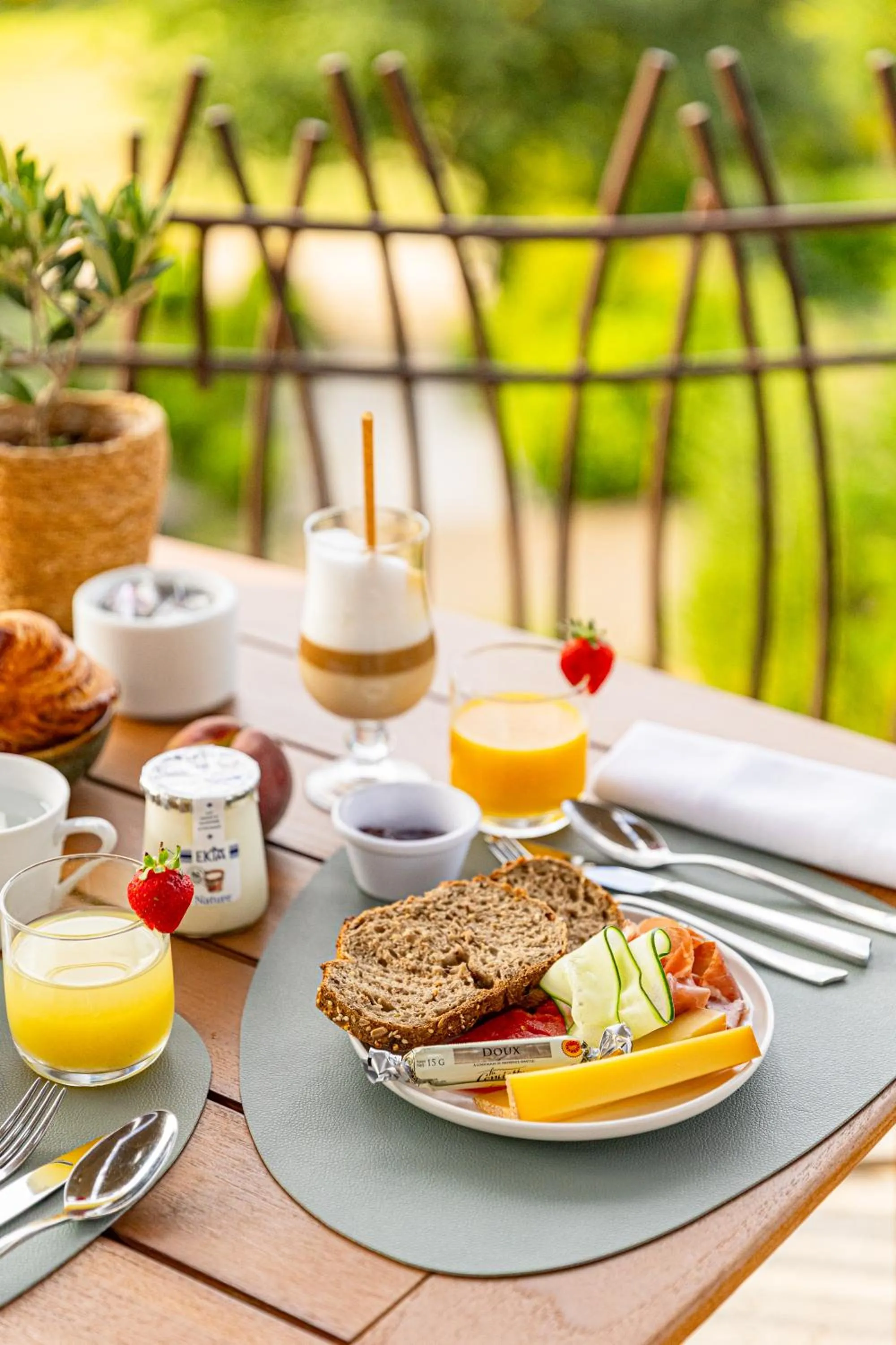 Day in Mas des Herbes Blanches Hôtel & Spa – Relais & Châteaux