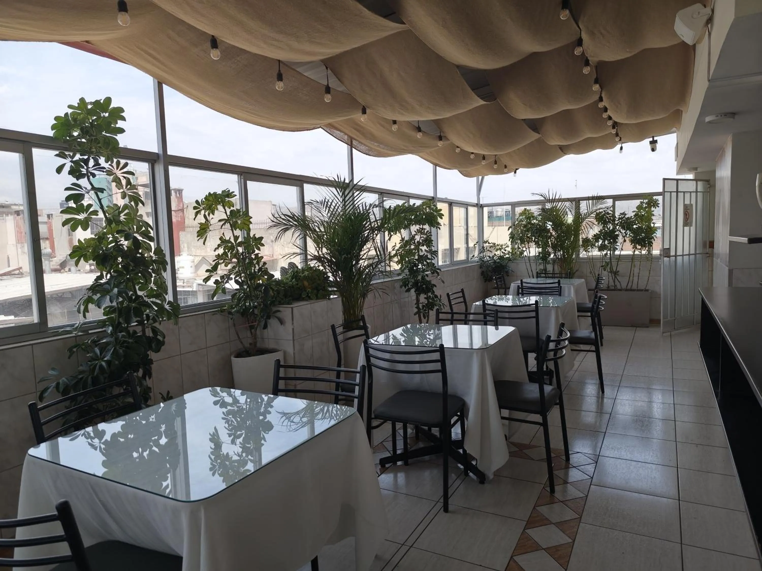 Balcony/Terrace in TERRAMISTICA CENTRO BY Casa Consuelo