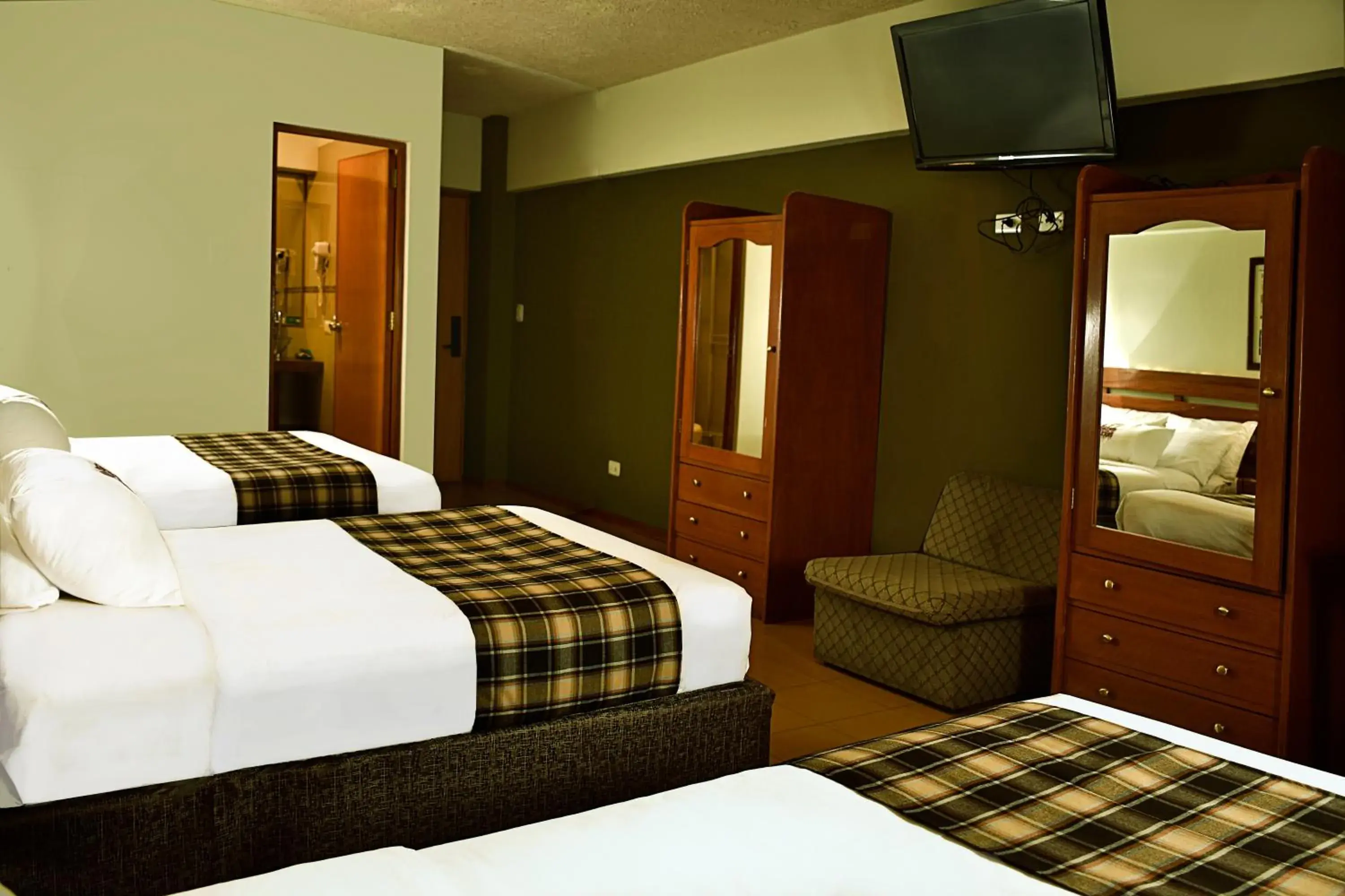 Quadruple Room in TERRAMISTICA CENTRO BY Casa Consuelo Quadruple Room in TERRAMISTICA CENTRO BY Casa Consuelo