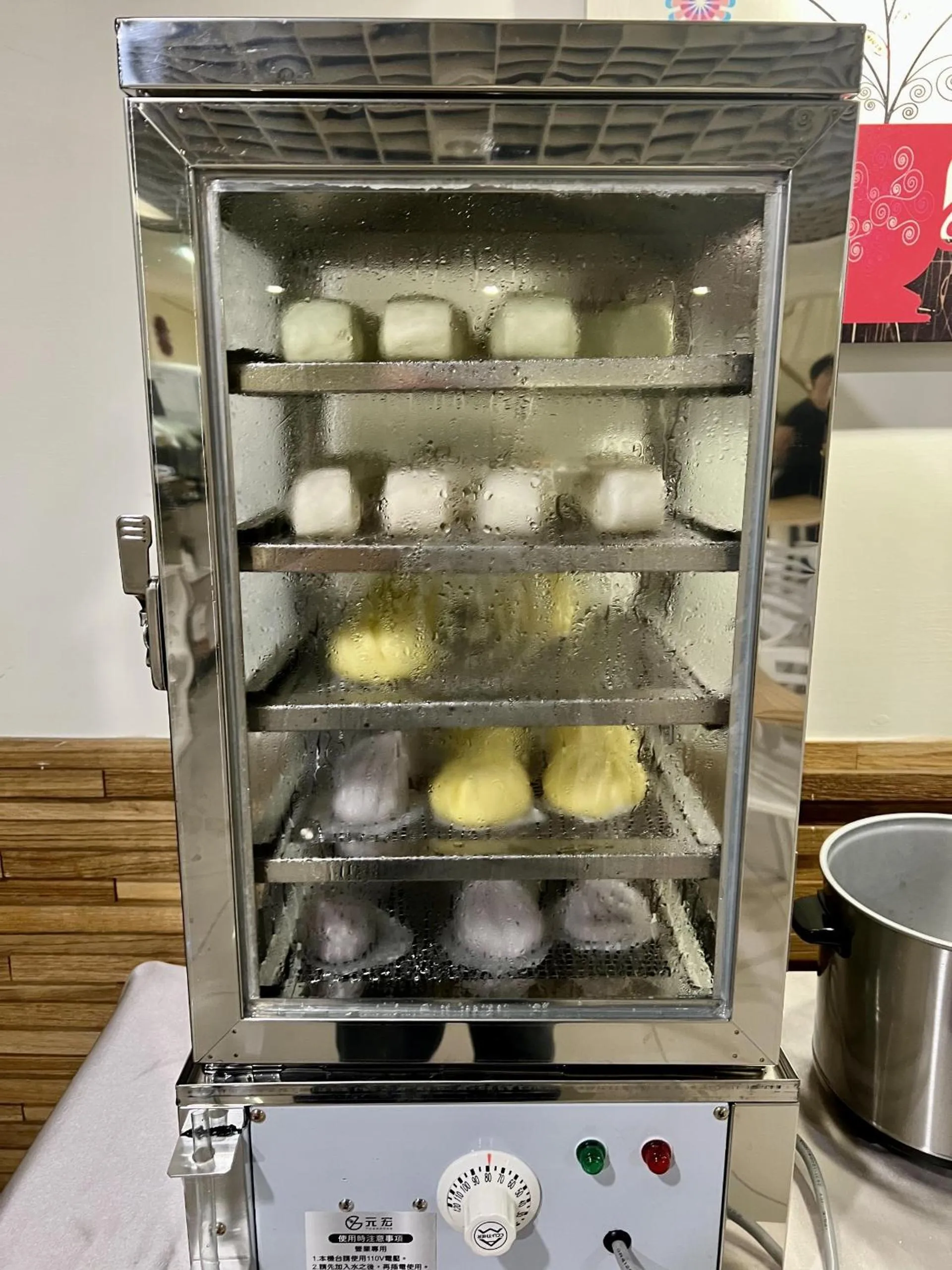 Breakfast in City Hotel