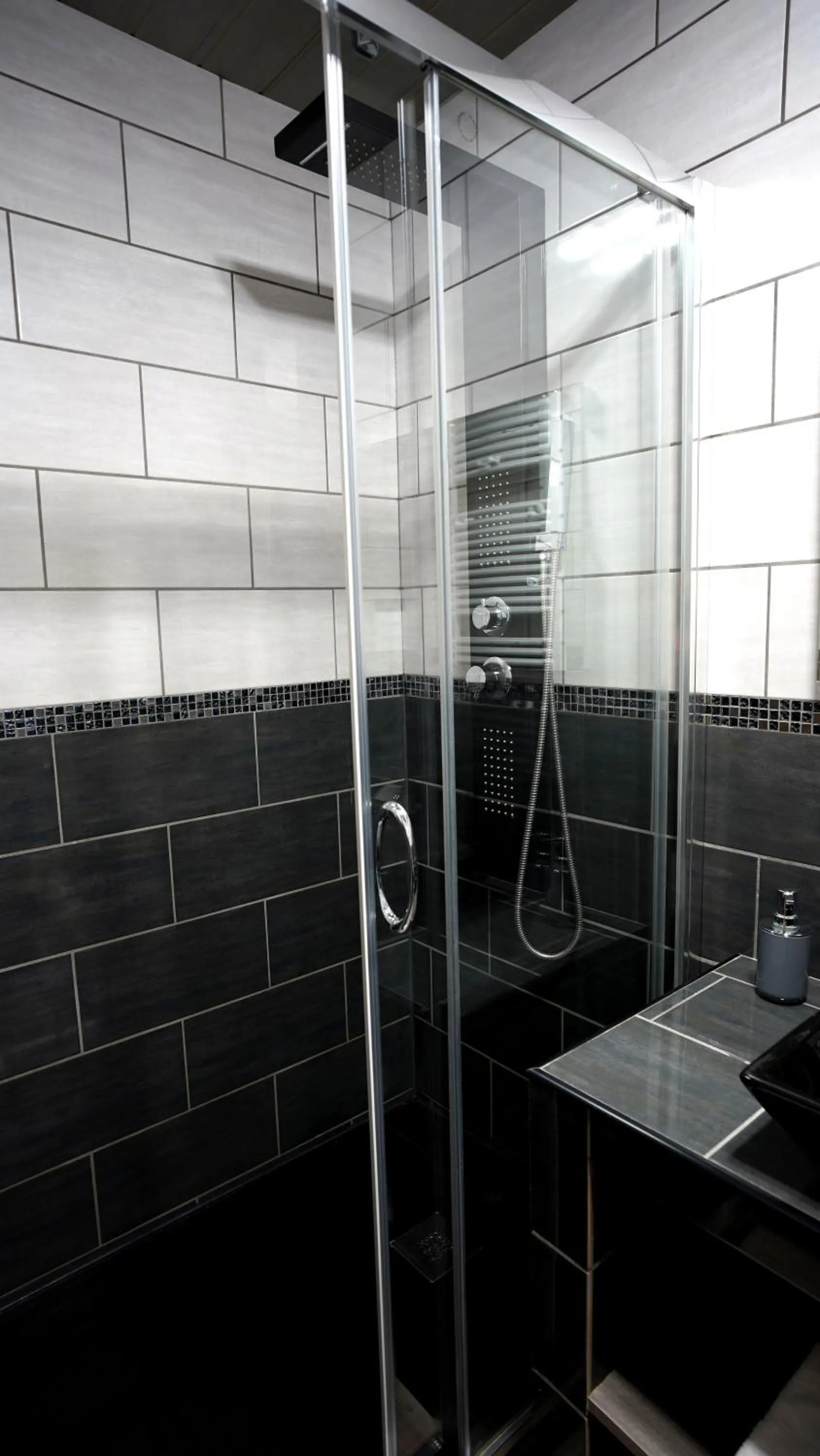 Shower in La Sapinière St Lary Soulan