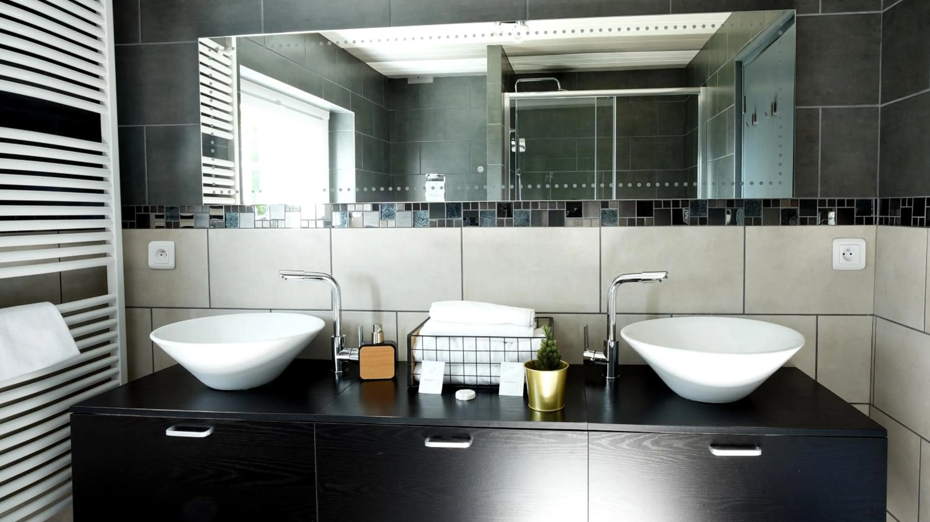 Bathroom in La Sapinière St Lary Soulan