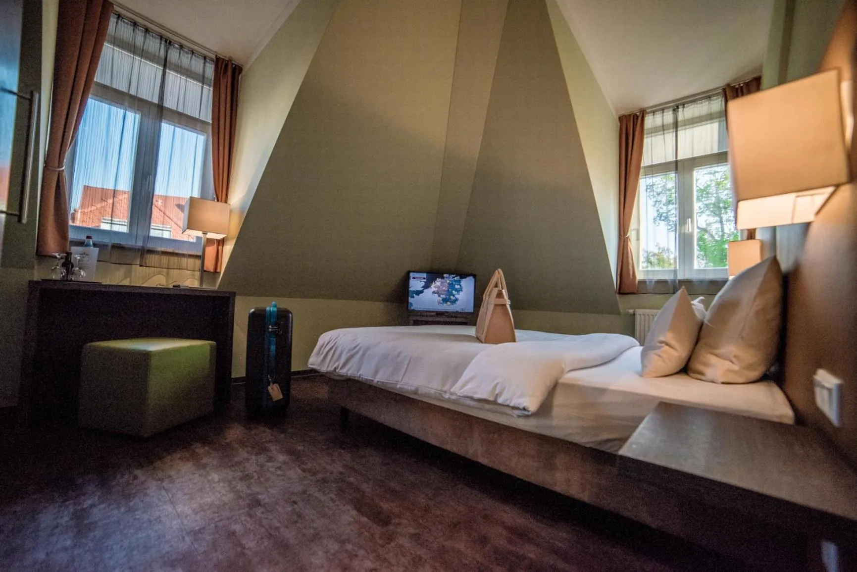 Day, Bed in Hotel Jakob Regensburg DownTown, Best Western Signature Collection