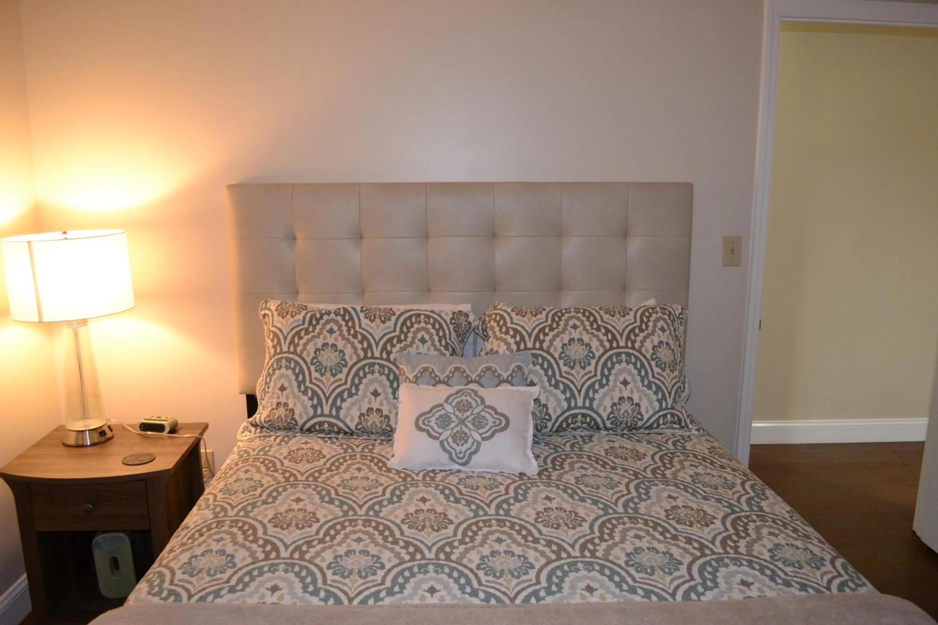 Bed in River Place Condos #504 2BD