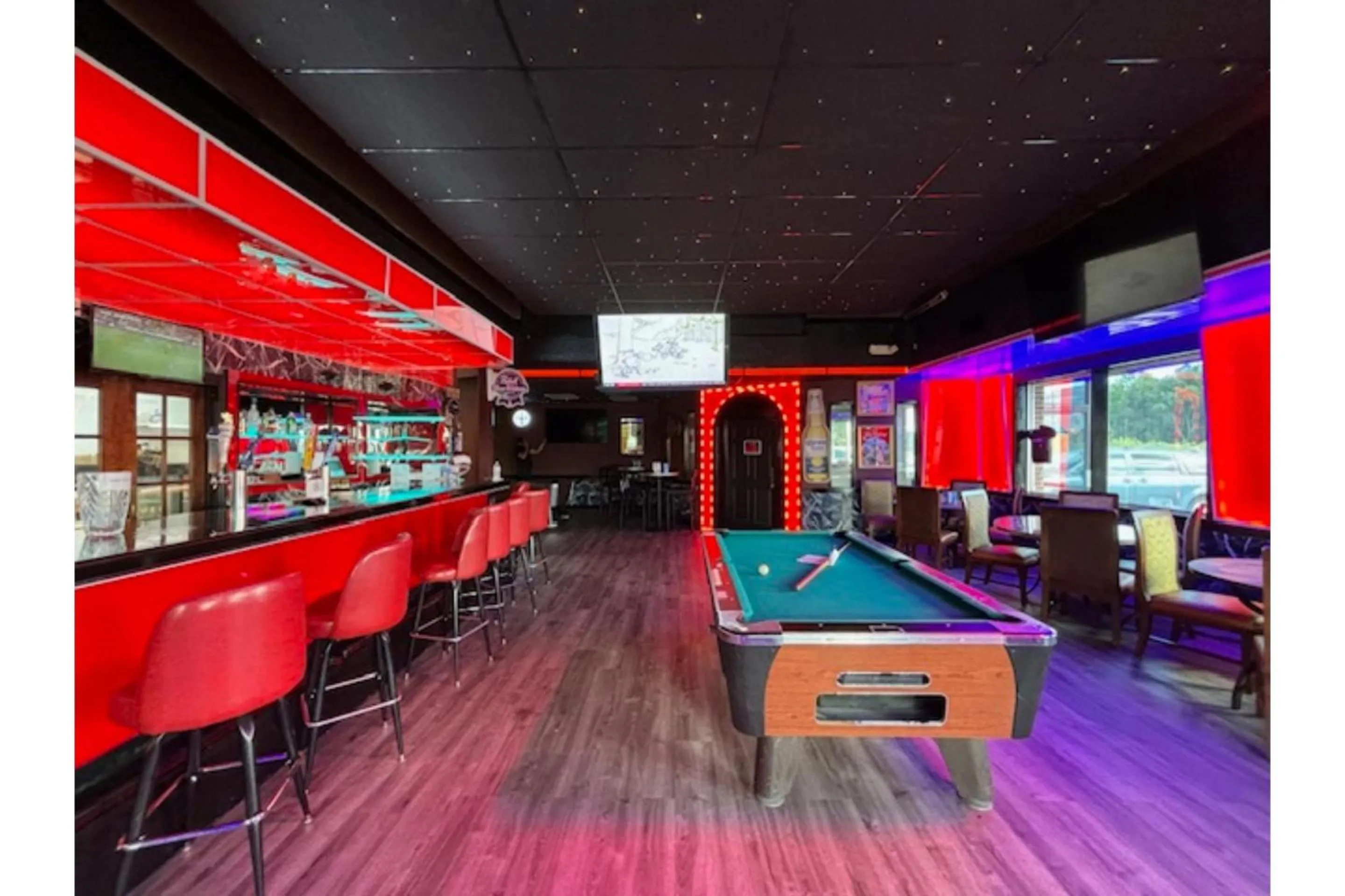 Lounge or bar in OYO Hotel Wade/Fayetteville I-95 South