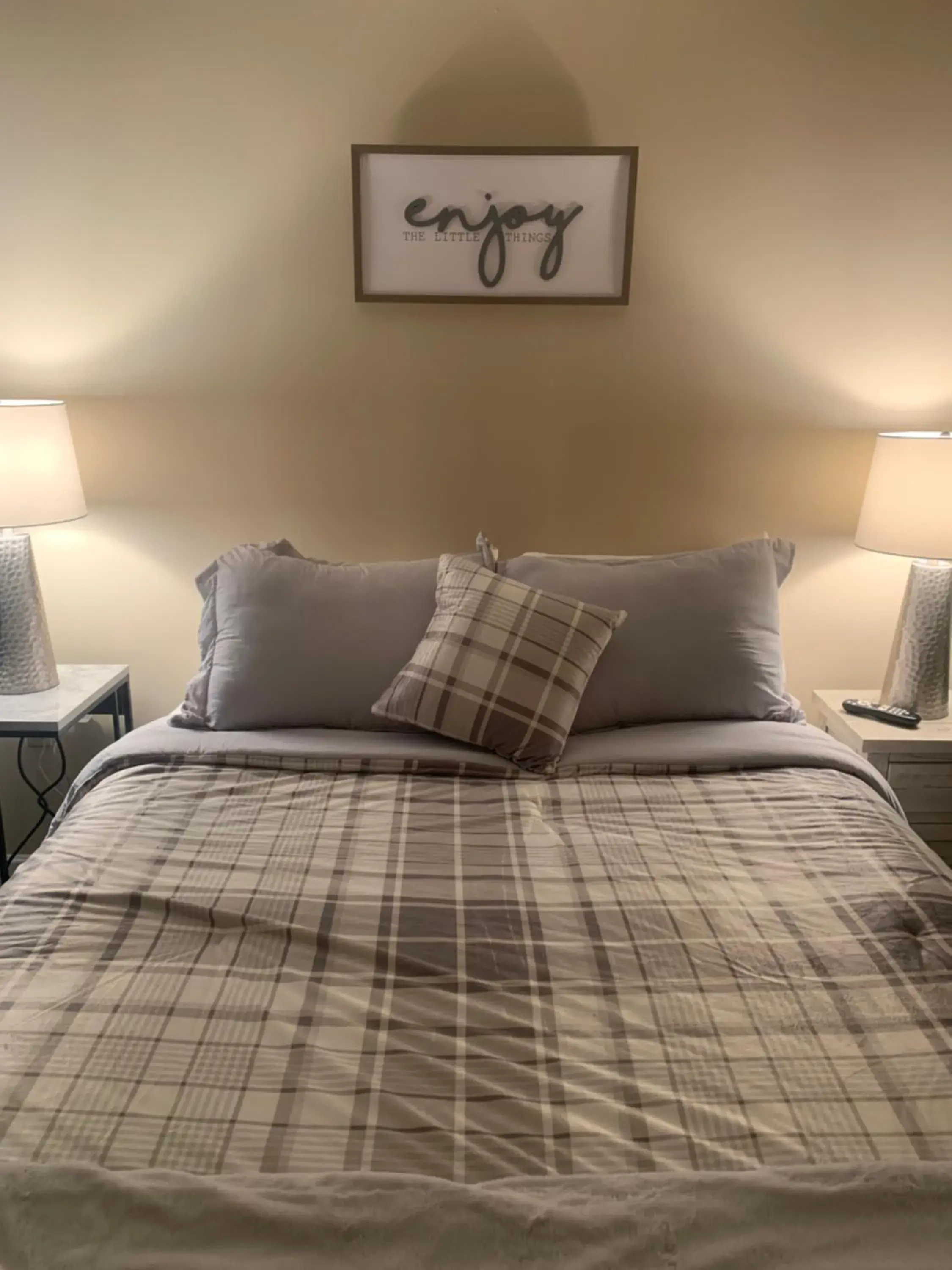 River Place Condos #711 3BD River Place Condos #711 3BD