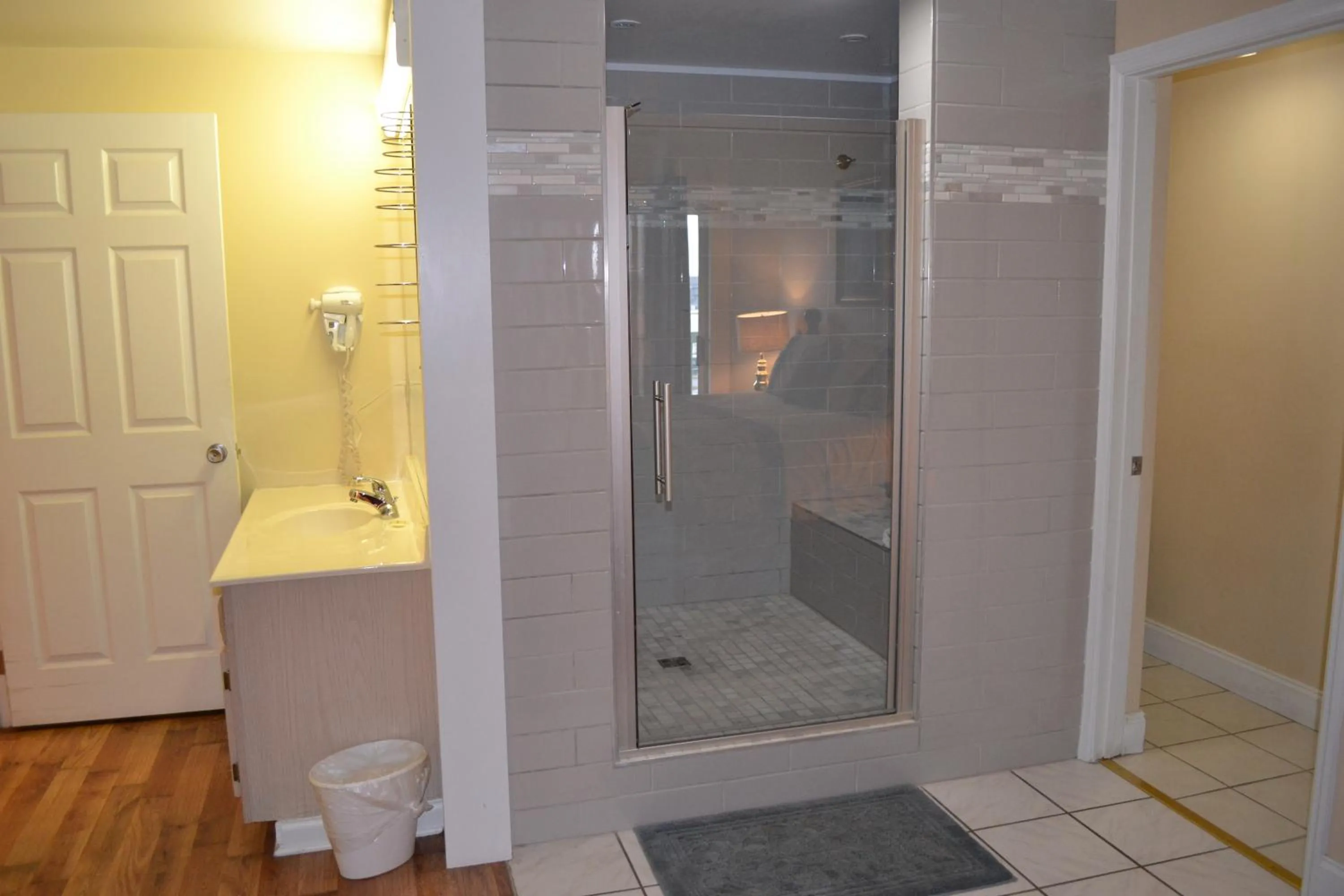 River Place Condos #411 3BD