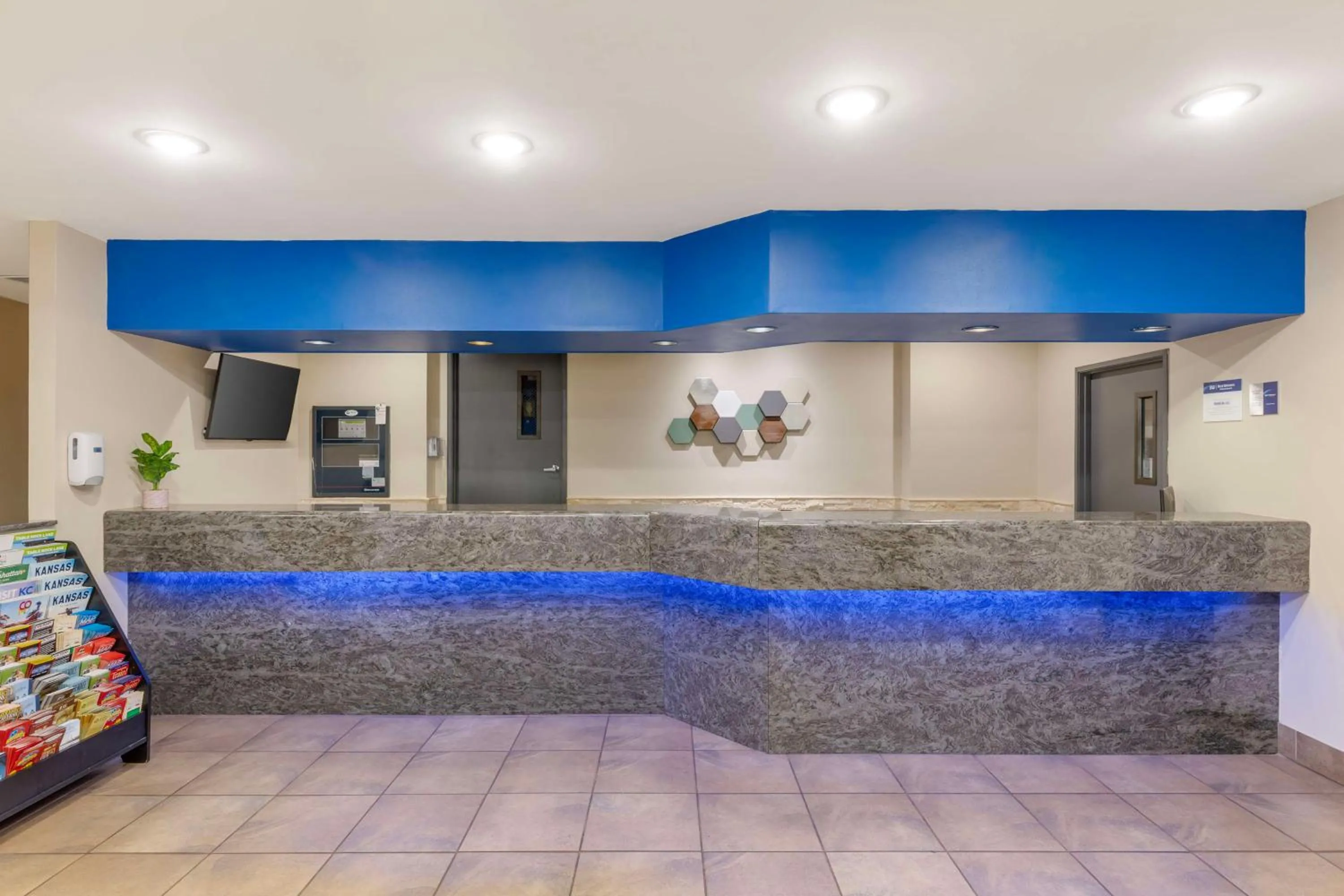 Lobby or reception in Best Western St. Louis Inn