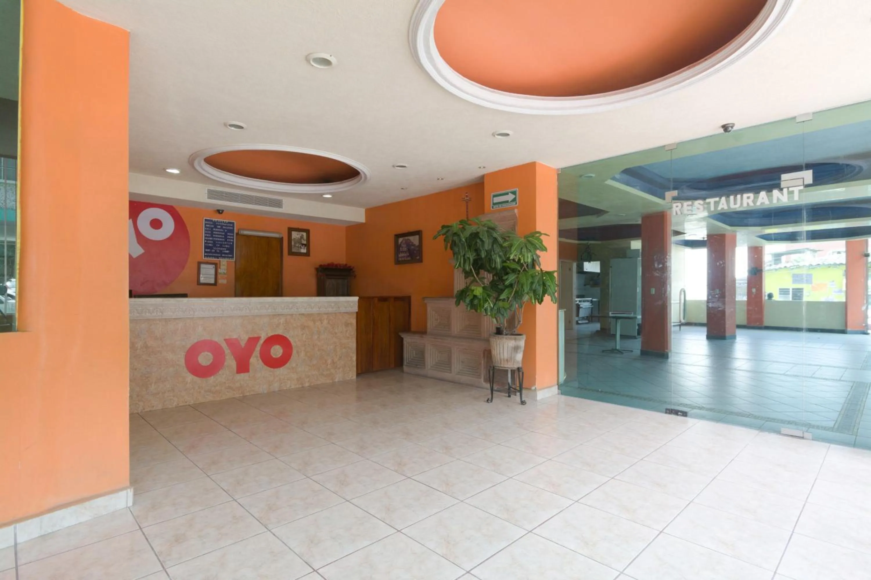 Lobby or reception in OYO Hotel Totonacapan, Papantla