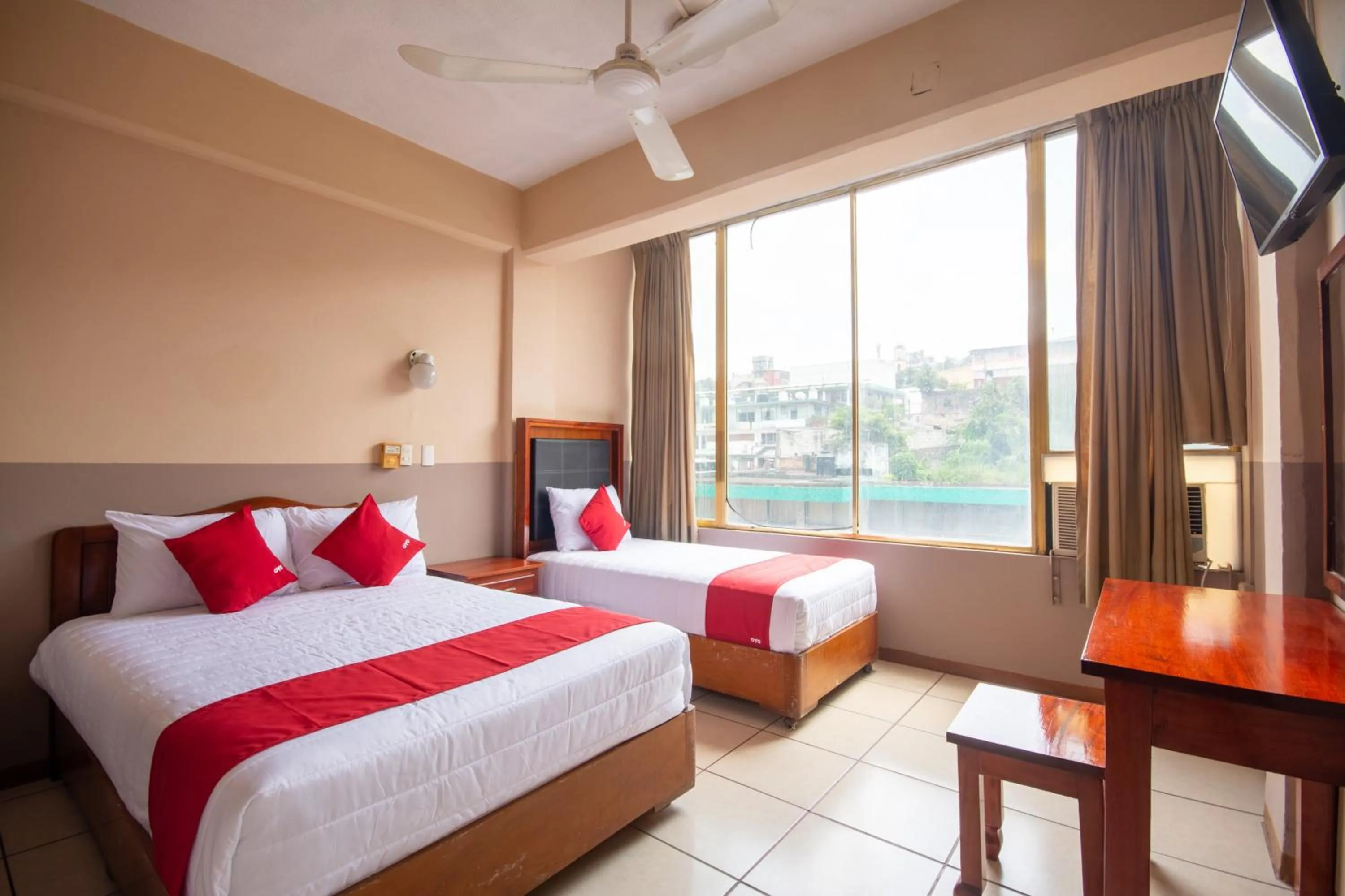 Bedroom, Bed in OYO Hotel Totonacapan, Papantla
