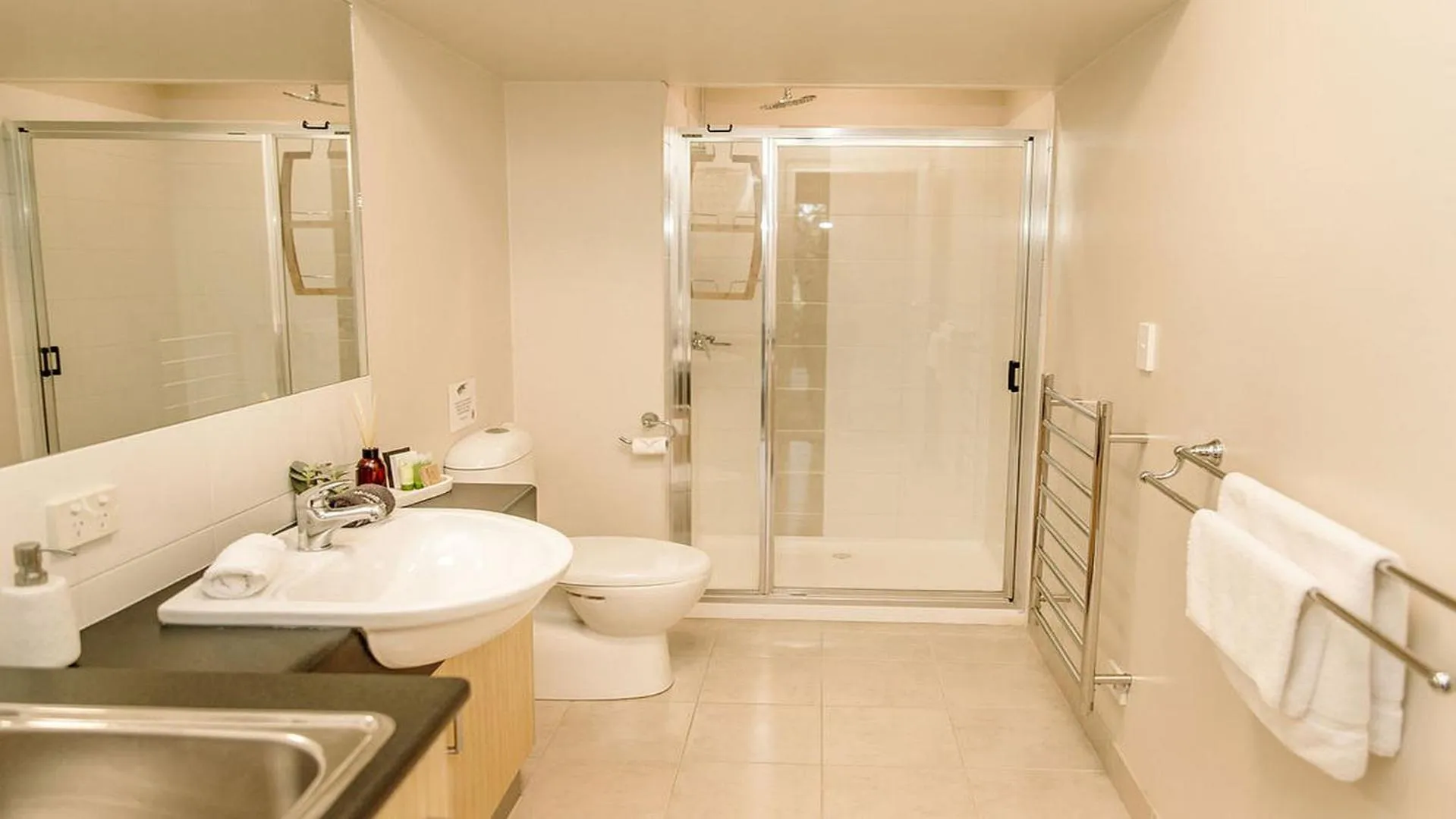 Bathroom in McMillans of Metung Coastal Resort