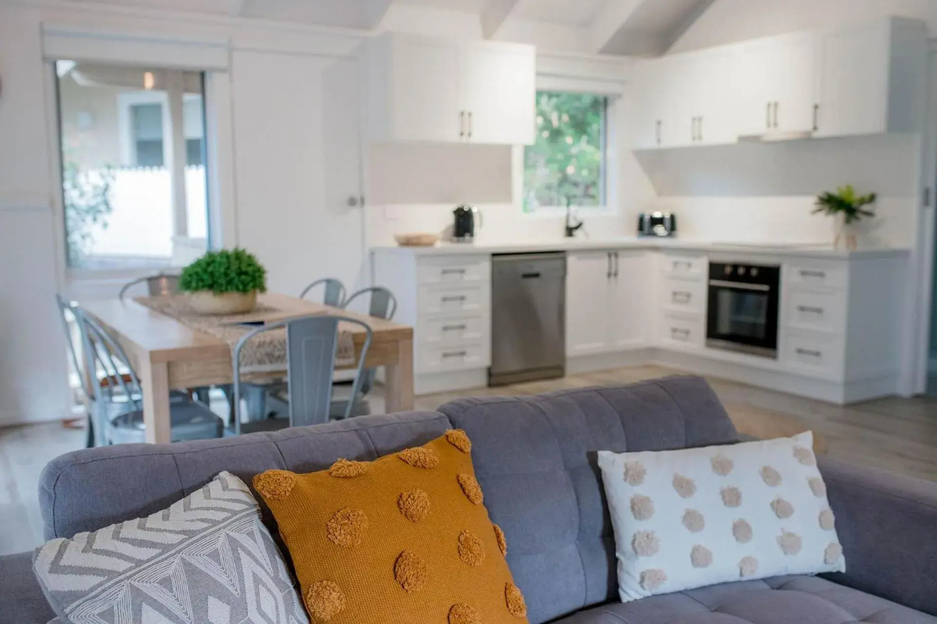 Three-Bedroom Cottage - 5 in McMillans of Metung Coastal Resort Three-Bedroom Cottage - 5 in McMillans of Metung Coastal Resort