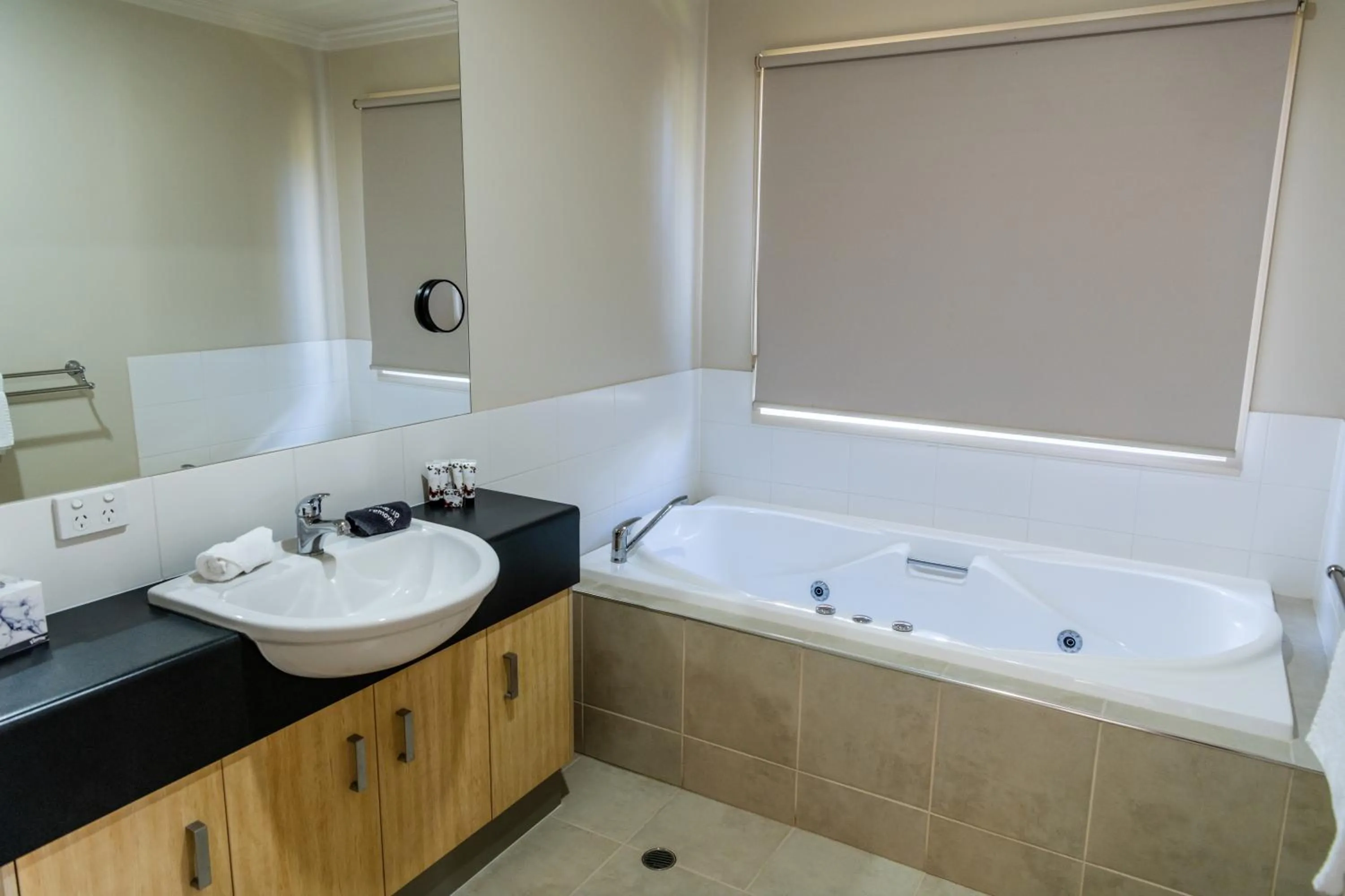 Bathroom in McMillans of Metung Coastal Resort