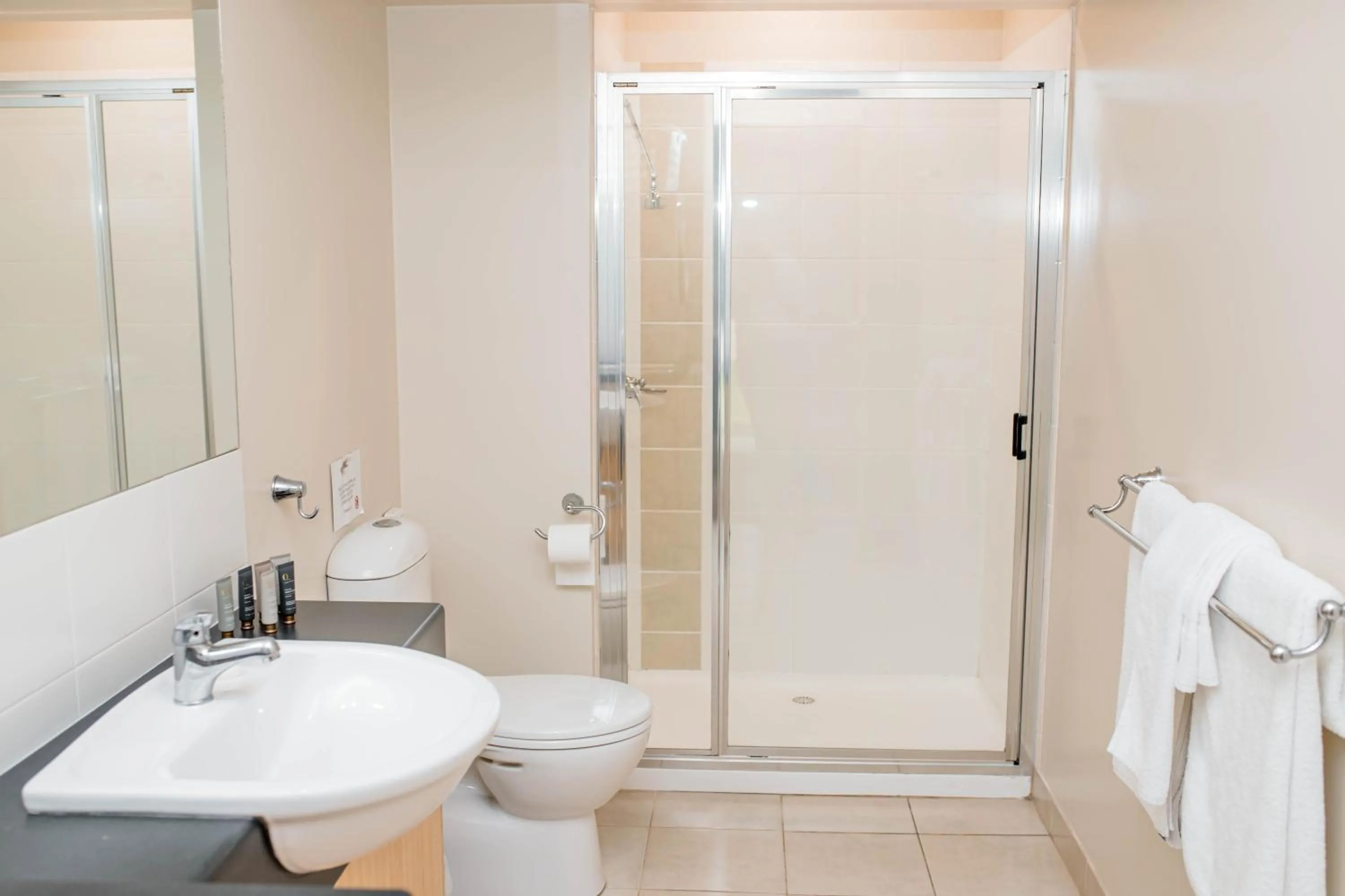 Bathroom in McMillans of Metung Coastal Resort