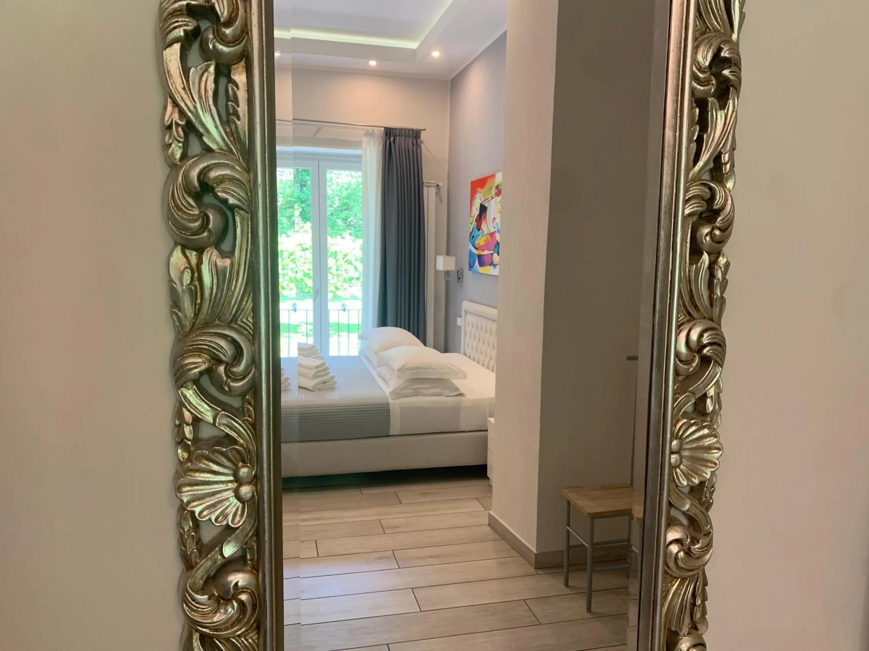 Bedroom, Bed in ROYAL GARDENS