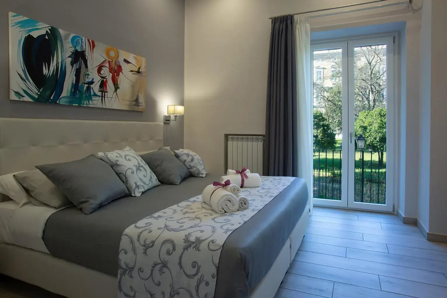 Triple Room with Balcony in ROYAL GARDENS Triple Room with Balcony in ROYAL GARDENS