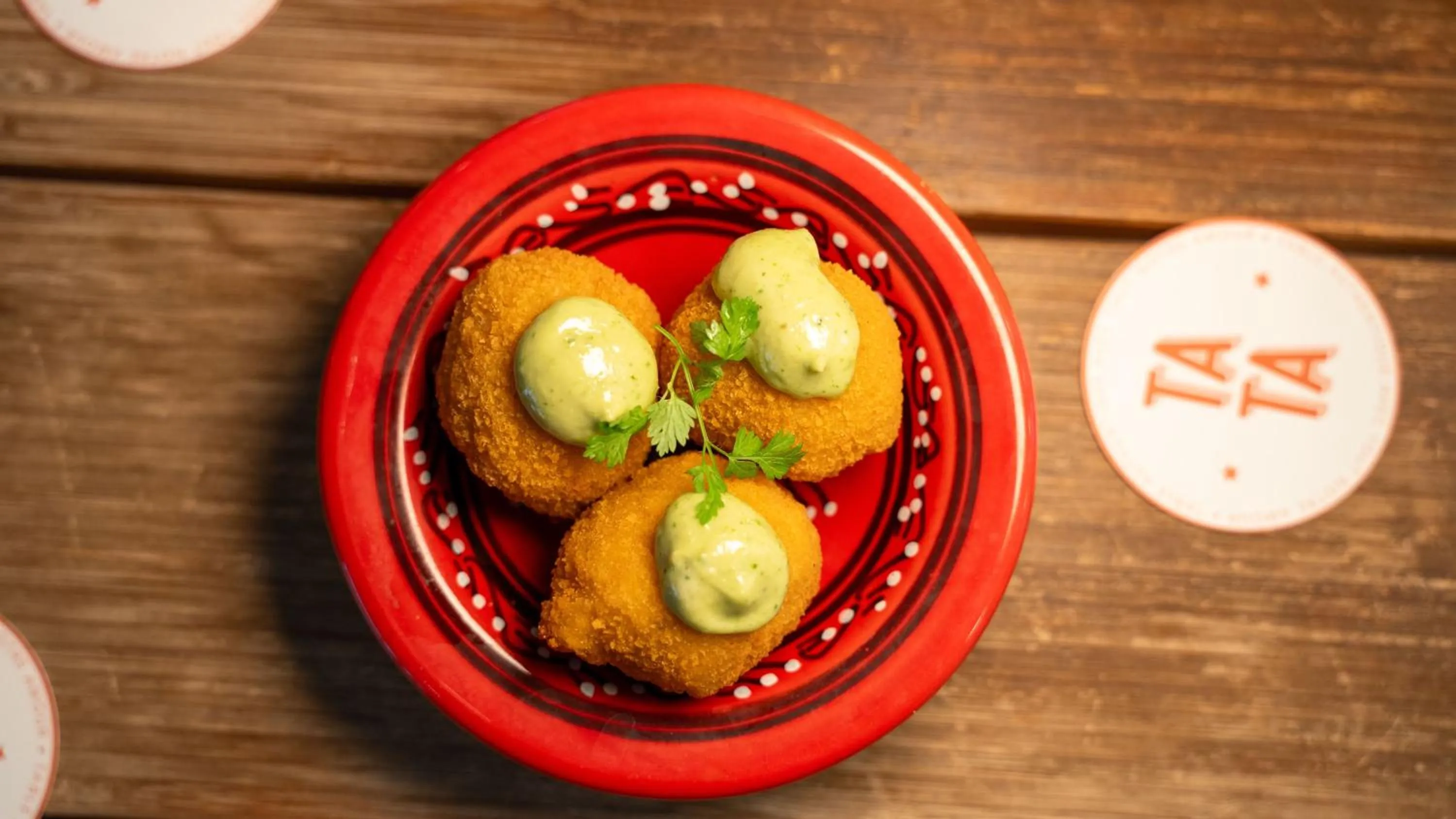 Restaurant/places to eat in Novotel Suites Marseille Centre Euromed