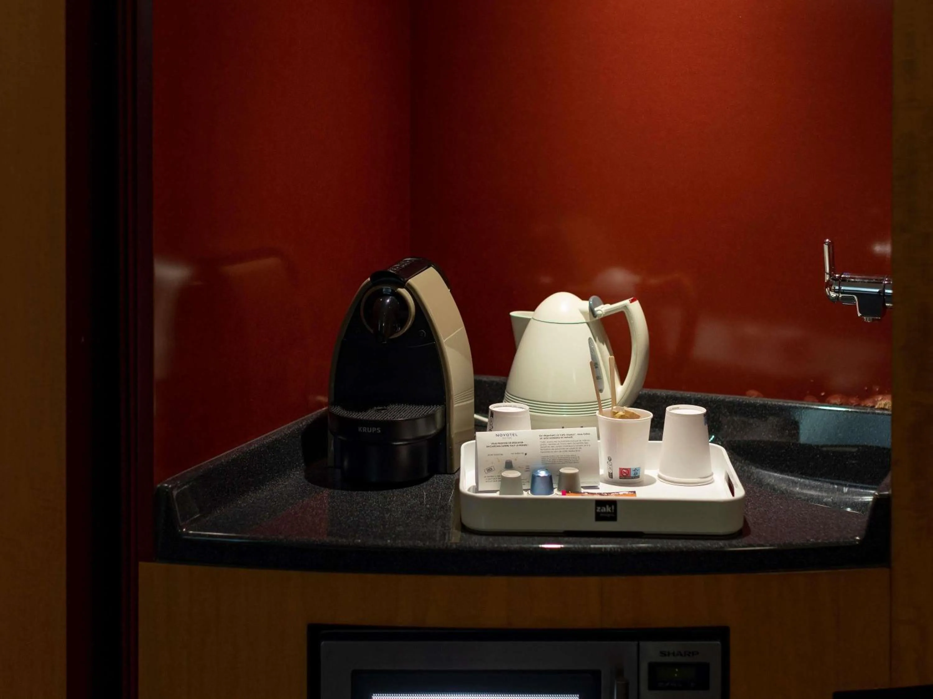 Bedroom in Novotel Suites Marseille Centre Euromed