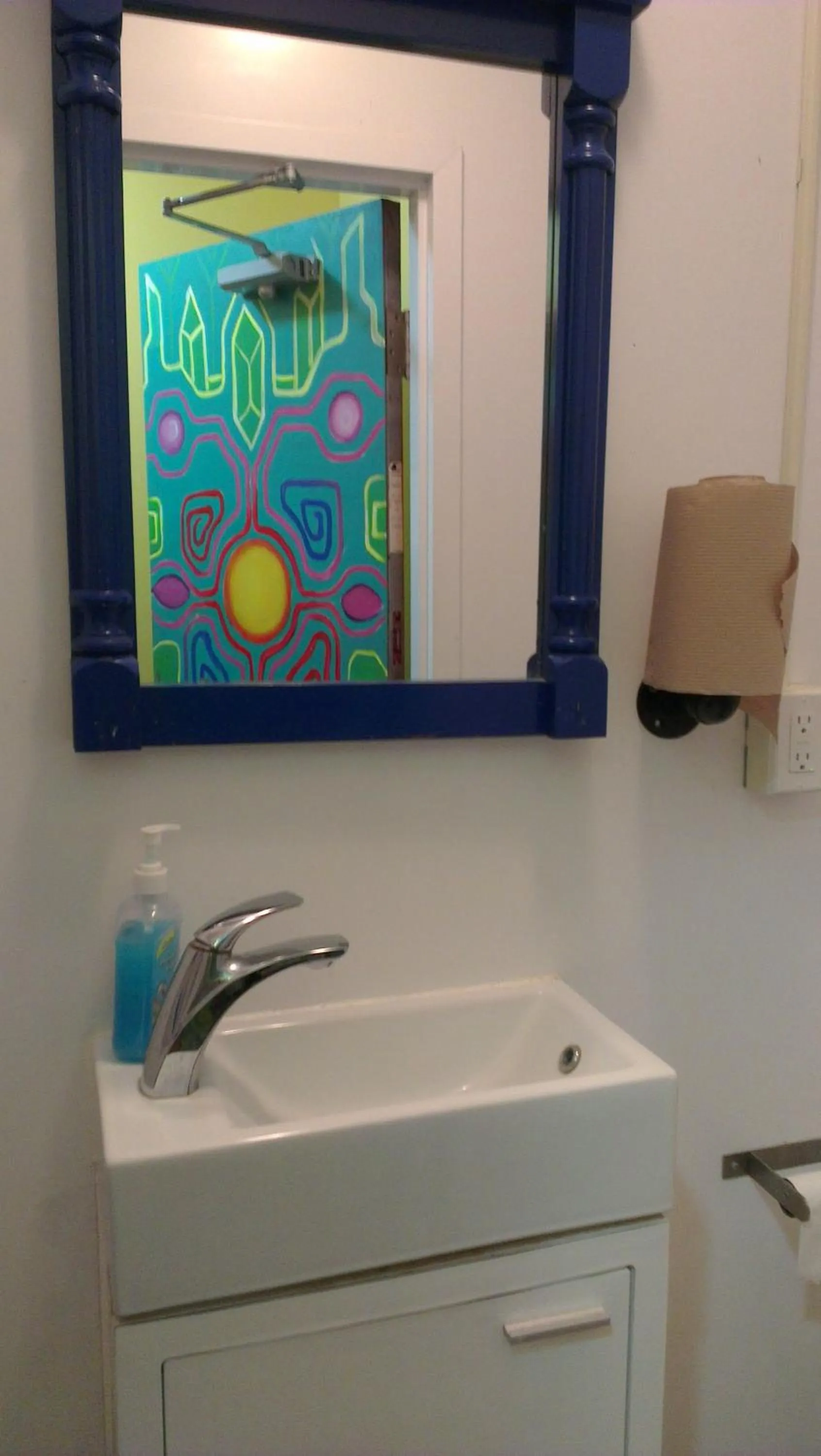 Bathroom in The Only Backpacker's Inn