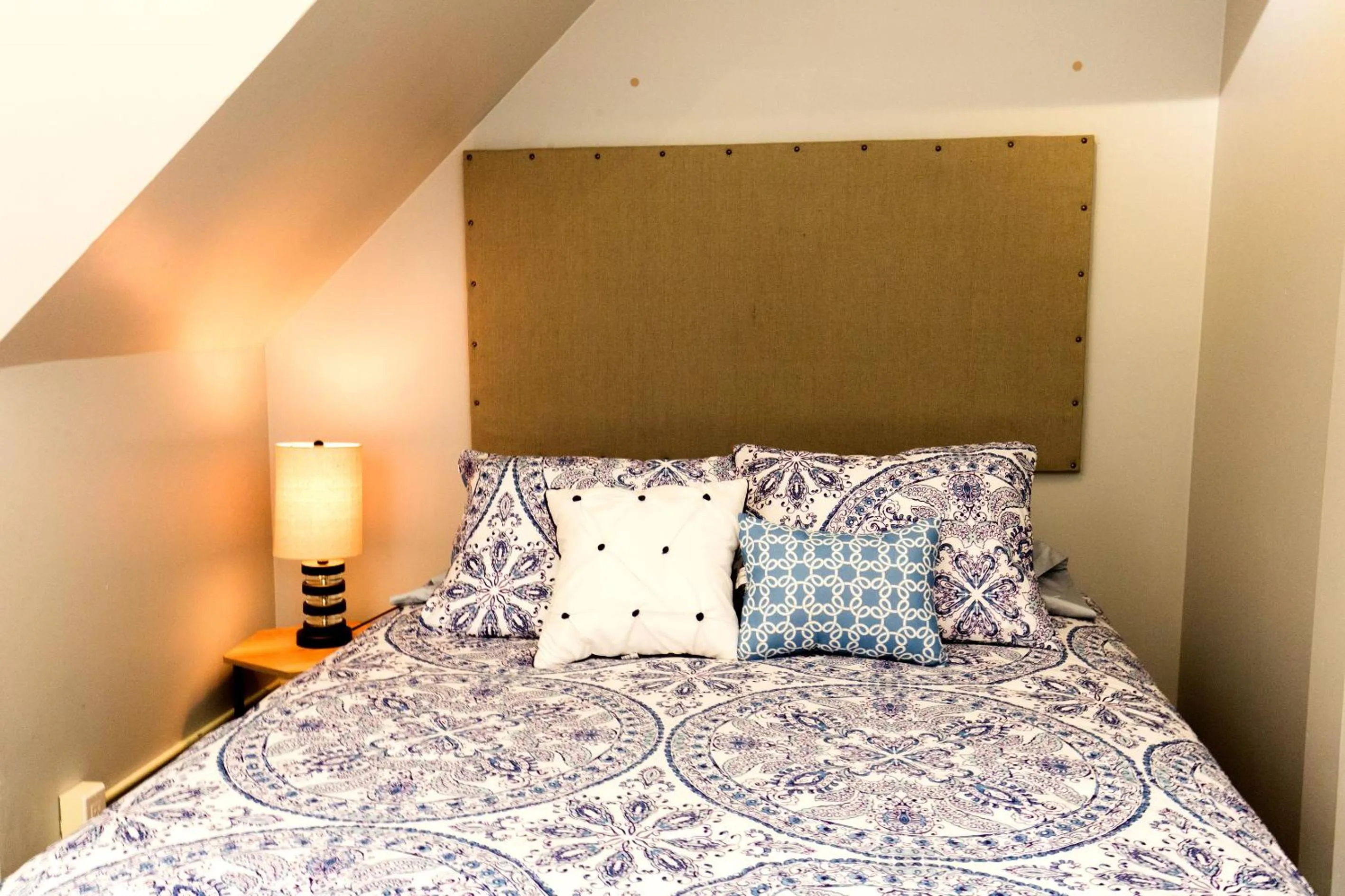 Bed in The Only Backpacker's Inn