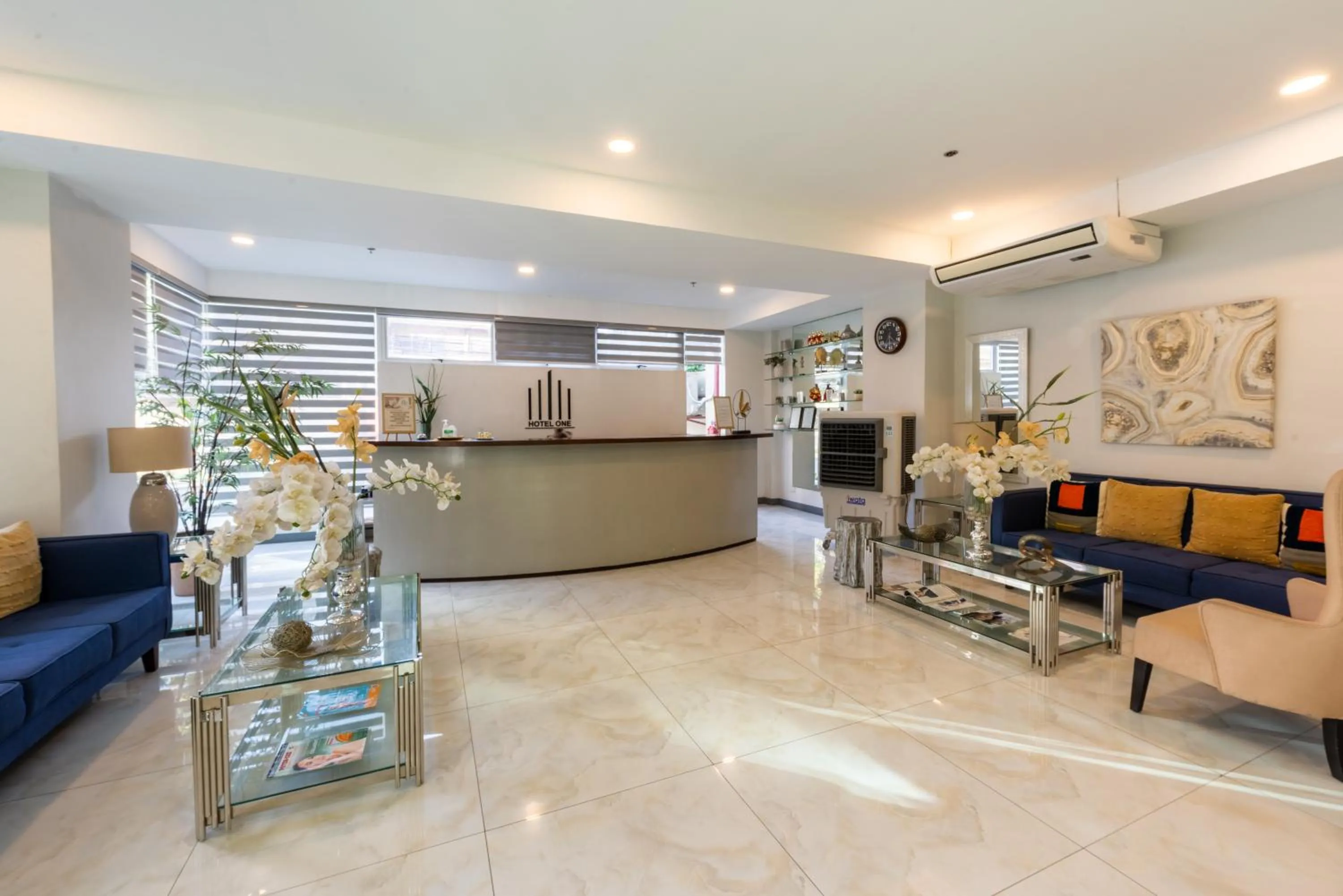 Lobby or reception in Hotel One