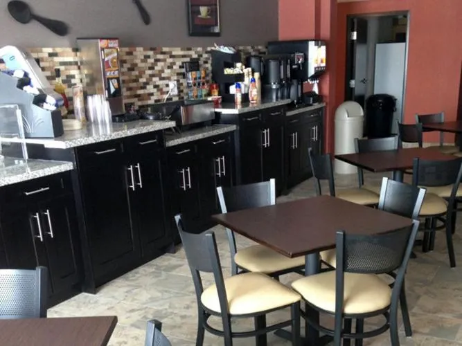 Western Star Inn and Suites Carlyle