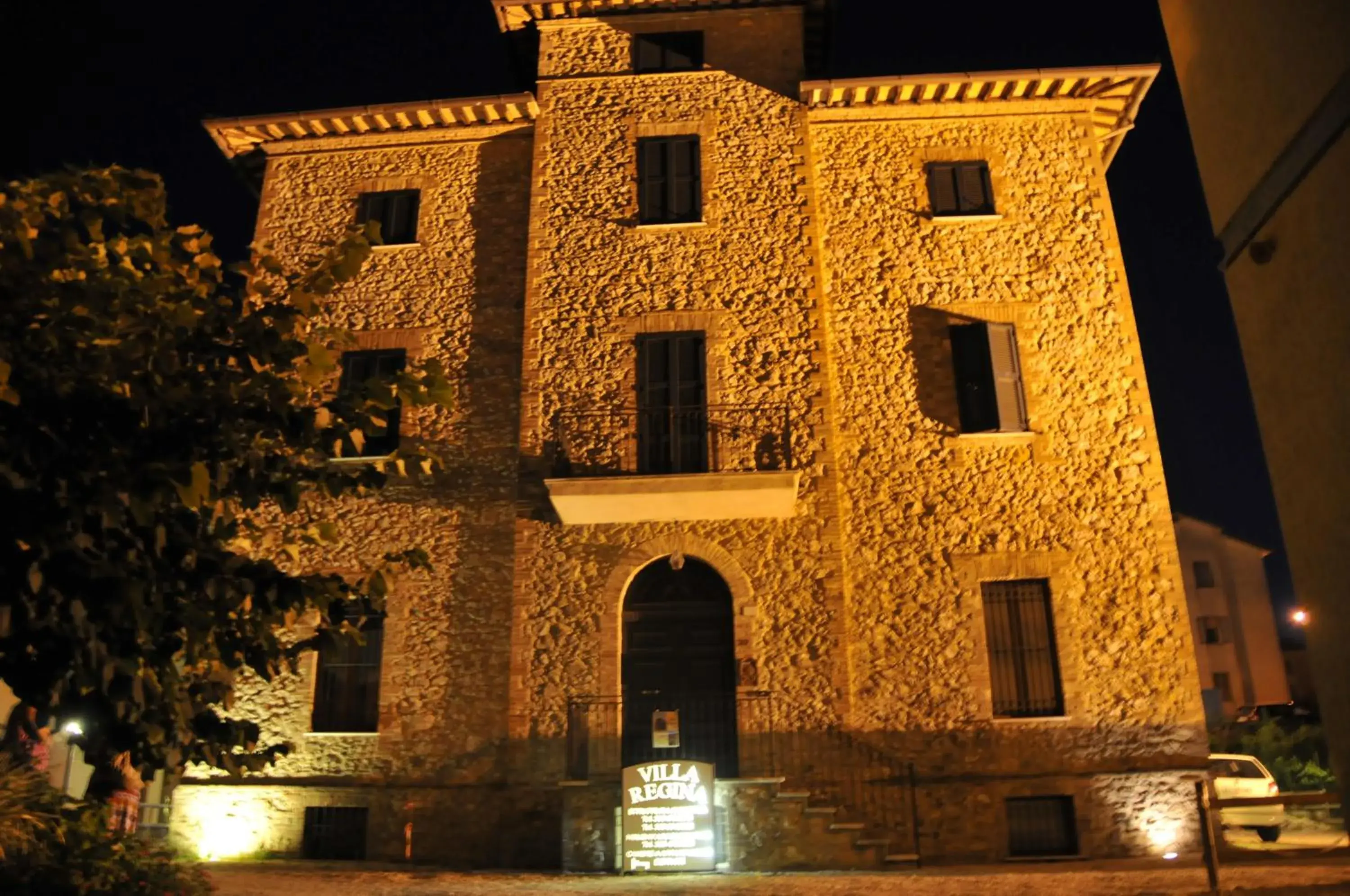 One-Bedroom Apartment with Garden View - single occupancy in Villa Regina One-Bedroom Apartment with Garden View - single occupancy in Villa Regina