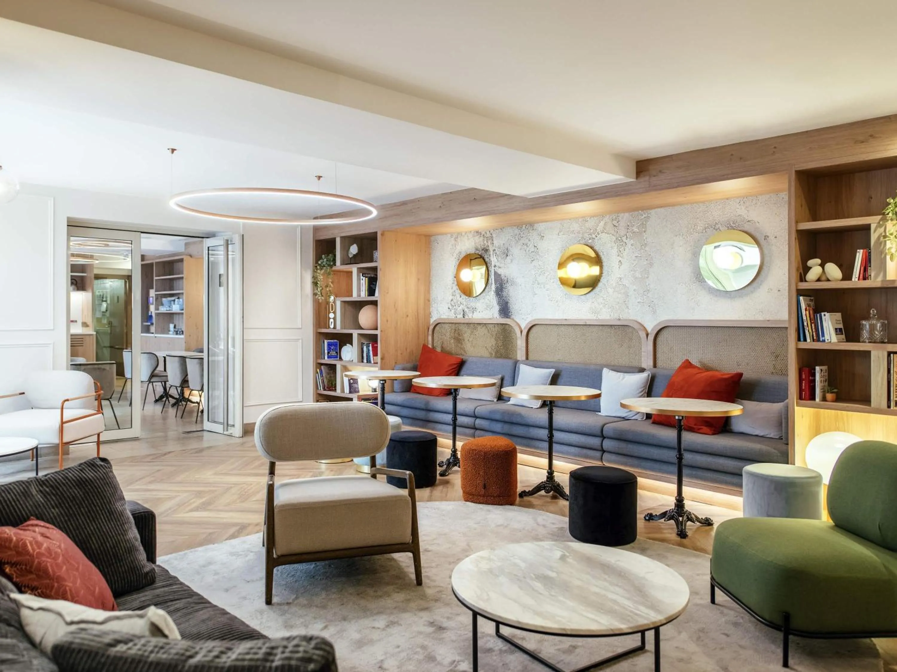 Property building in Aparthotel Adagio Paris Opéra